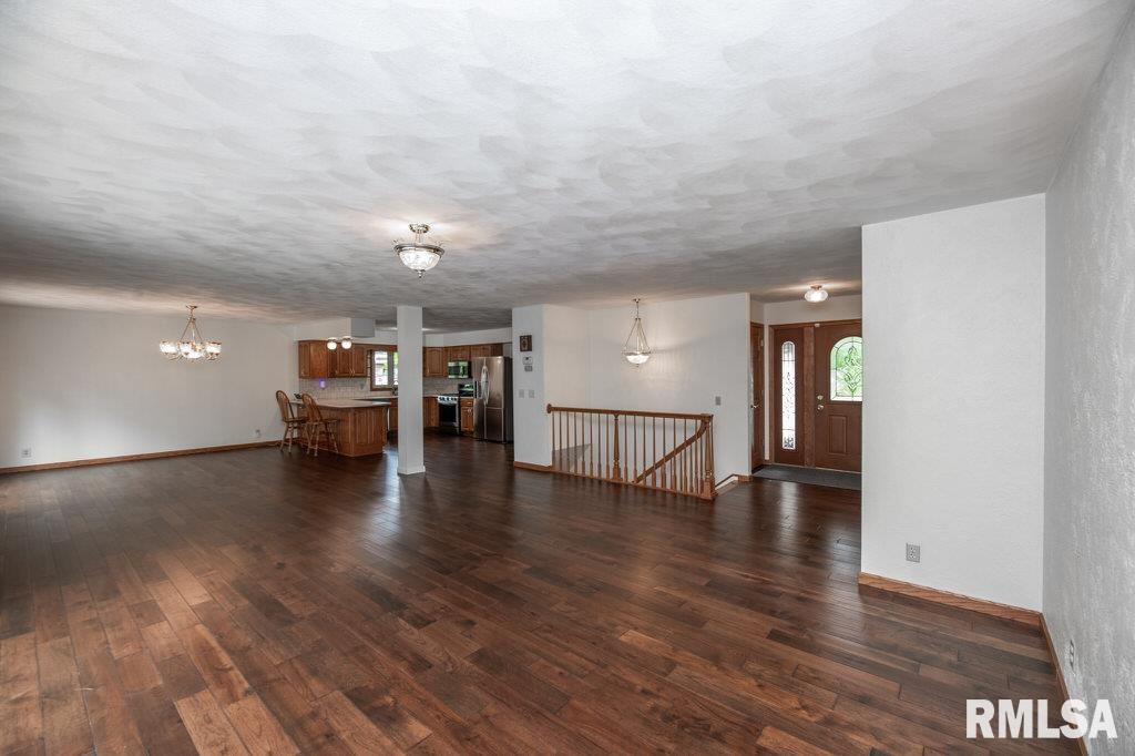 515 Illini Drive, East Peoria, Illinois image 18