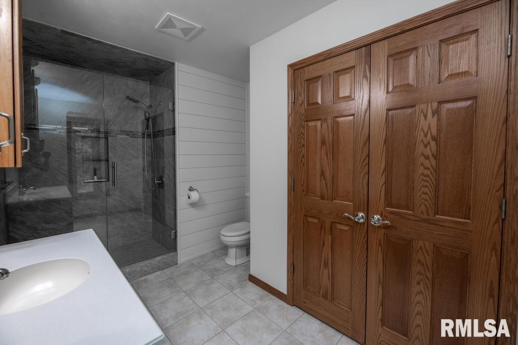 515 Illini Drive, East Peoria, Illinois image 33