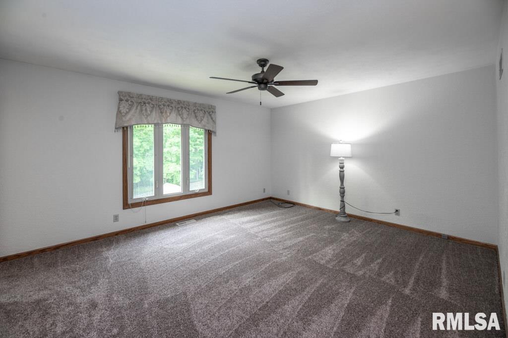 515 Illini Drive, East Peoria, Illinois image 30