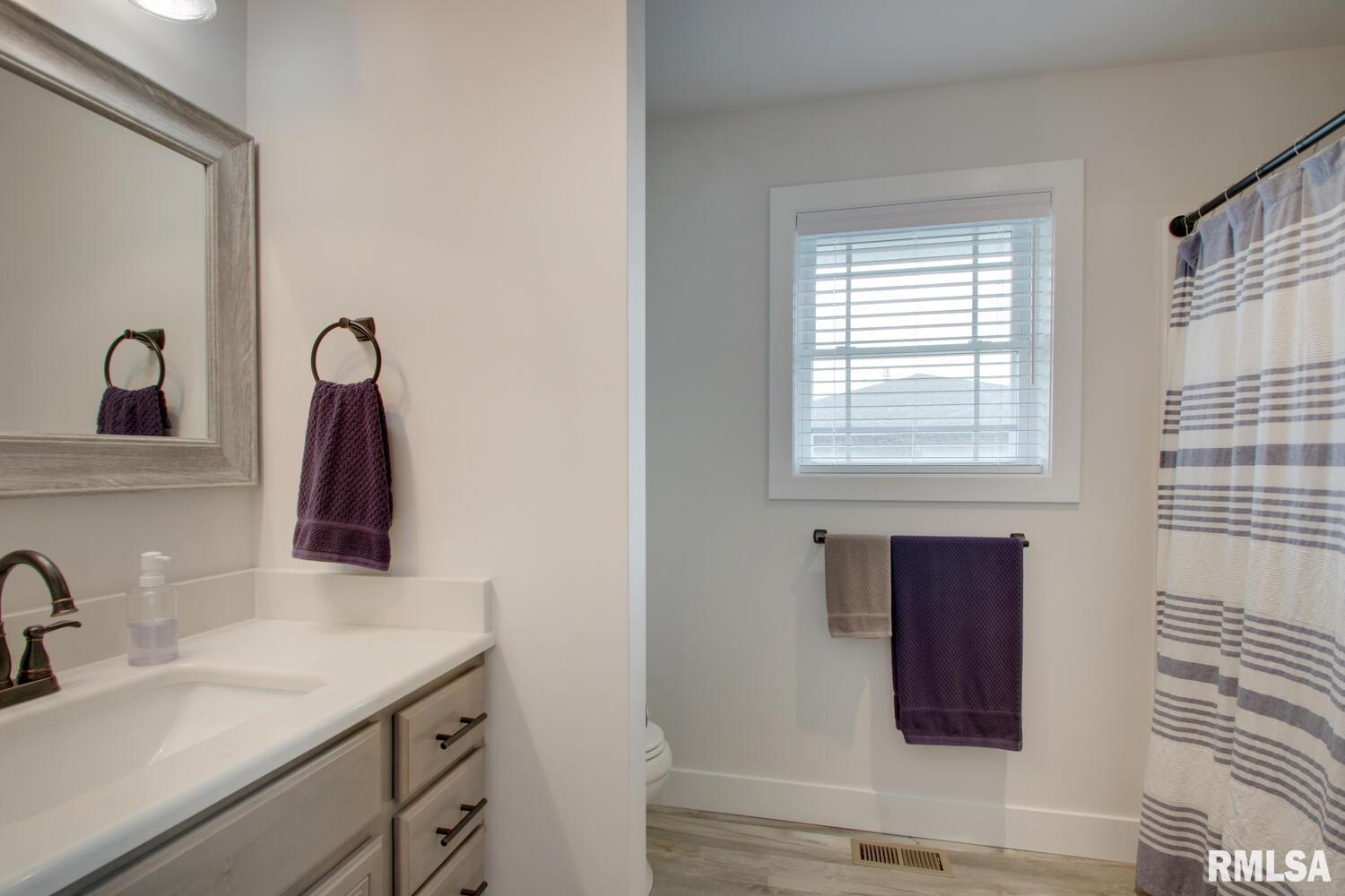 4619 Trinity Lakes Drive, Quincy, Illinois image 12