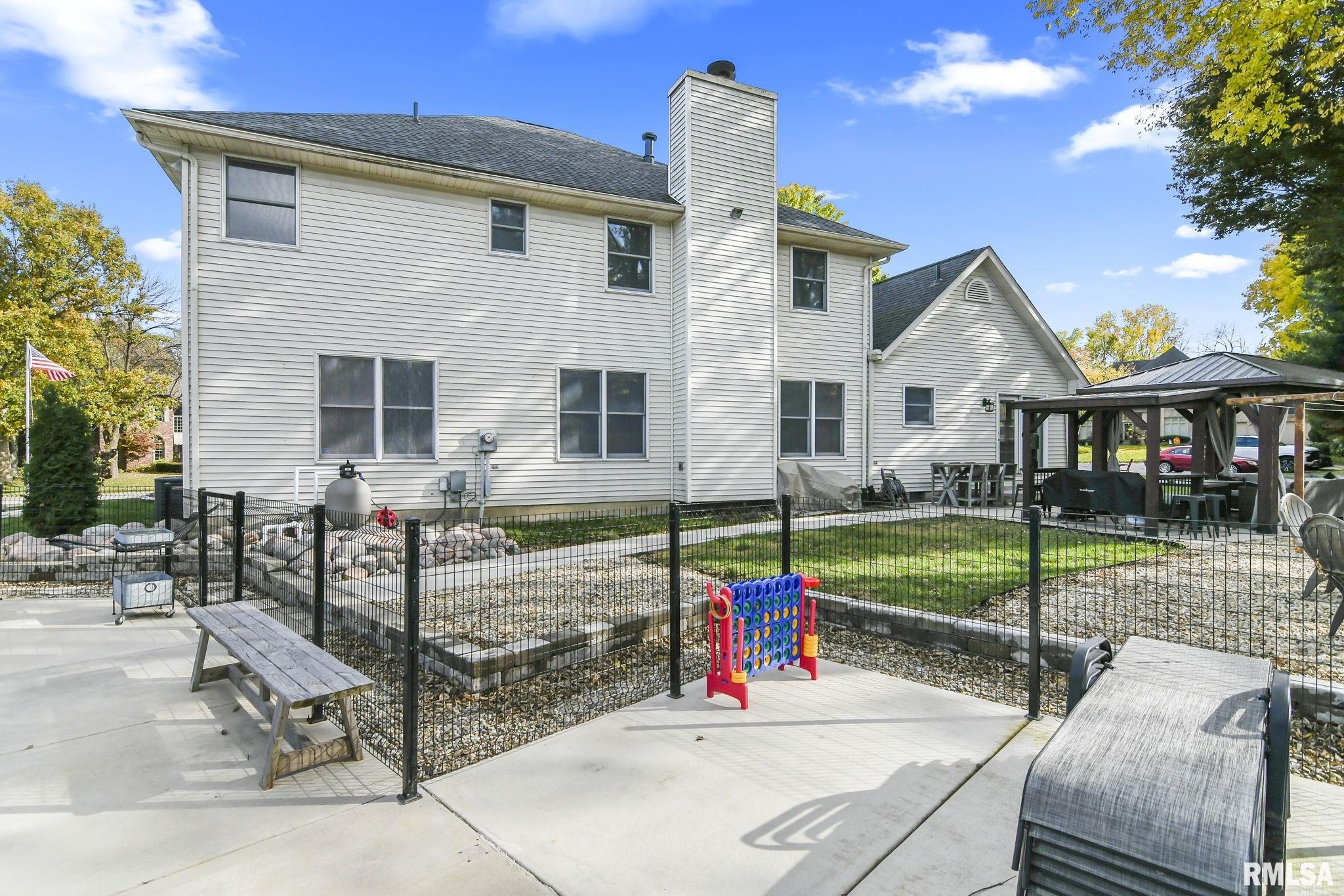 1405 Woods Farm Lane, Springfield, Illinois image 2