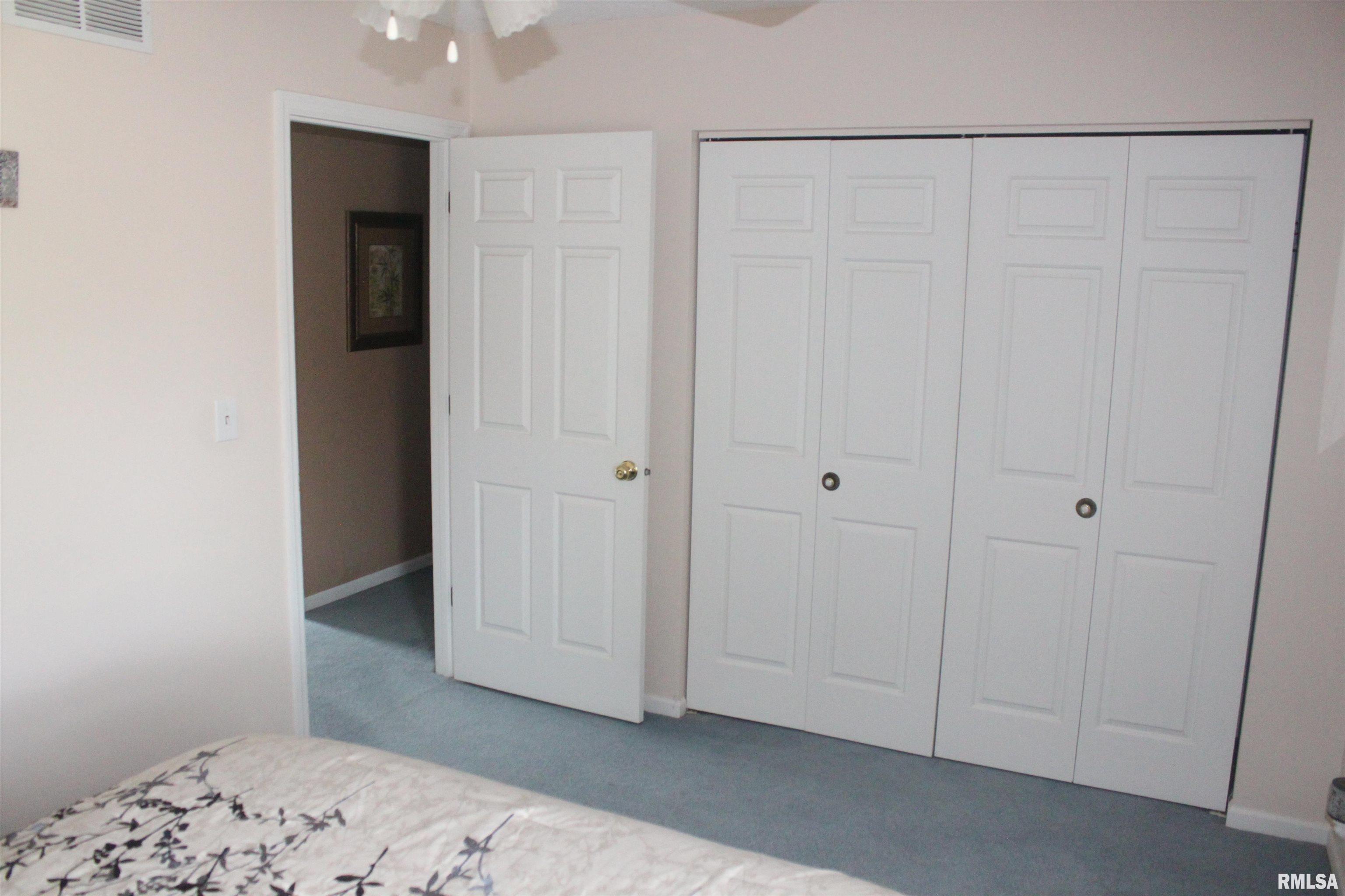 1315 30th Avenue #8, East Moline, Illinois image 12