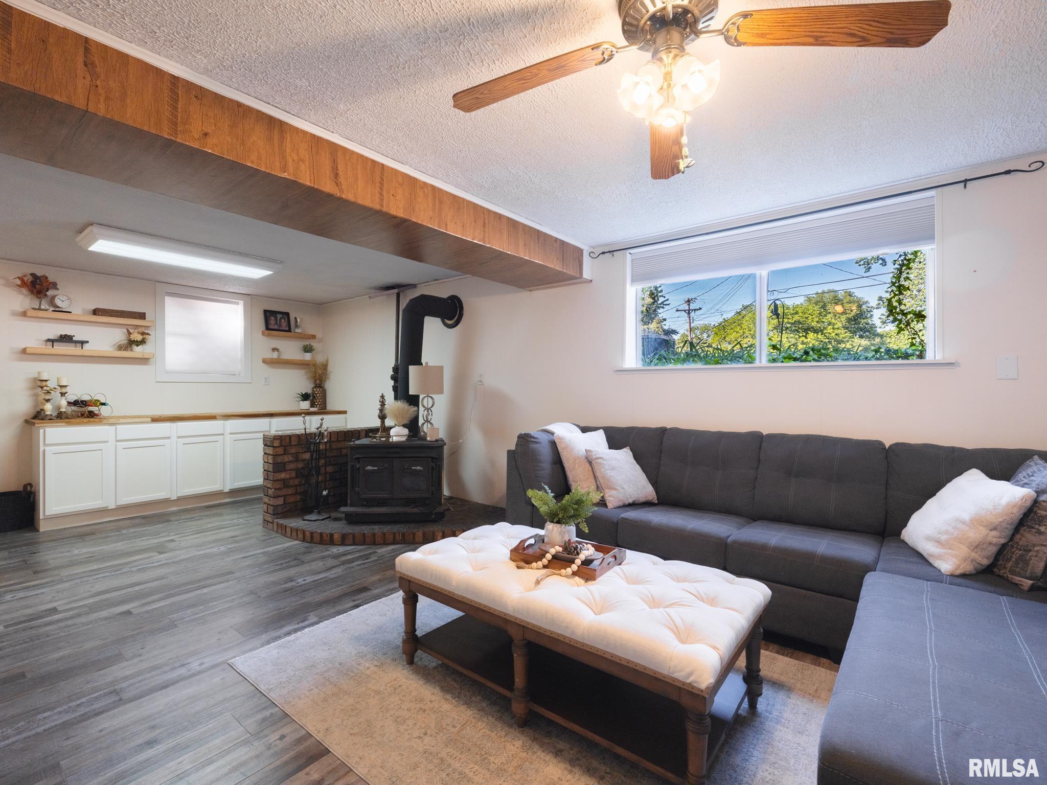 1601 Memorial Drive, Pekin, Illinois image 32