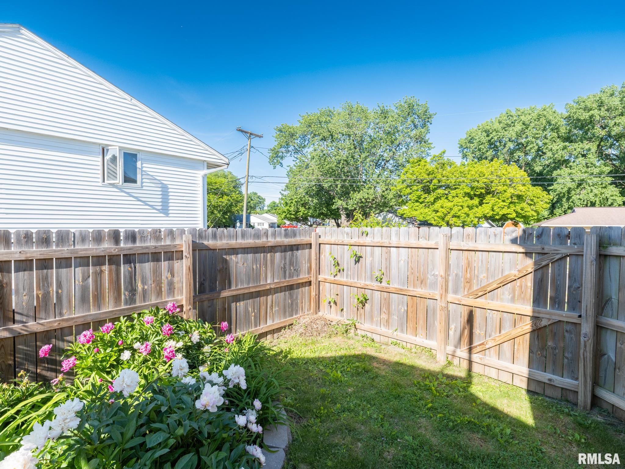 1601 Memorial Drive, Pekin, Illinois image 4