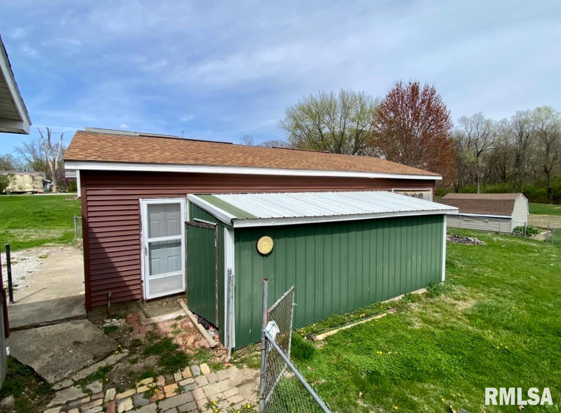 404 Bird Avenue, Bartonville, Illinois image 11