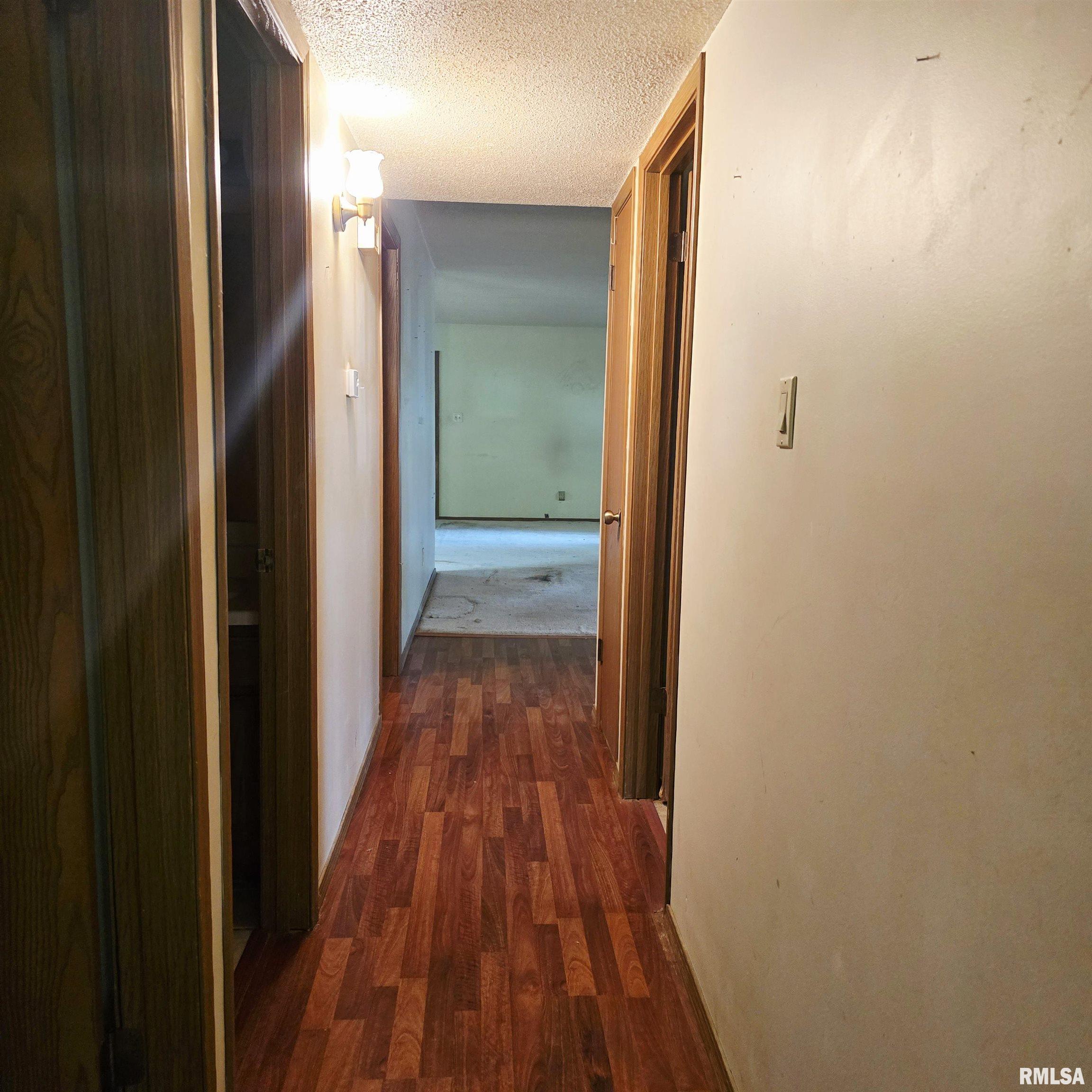 414 S Clayton Street, Benton, Illinois image 9