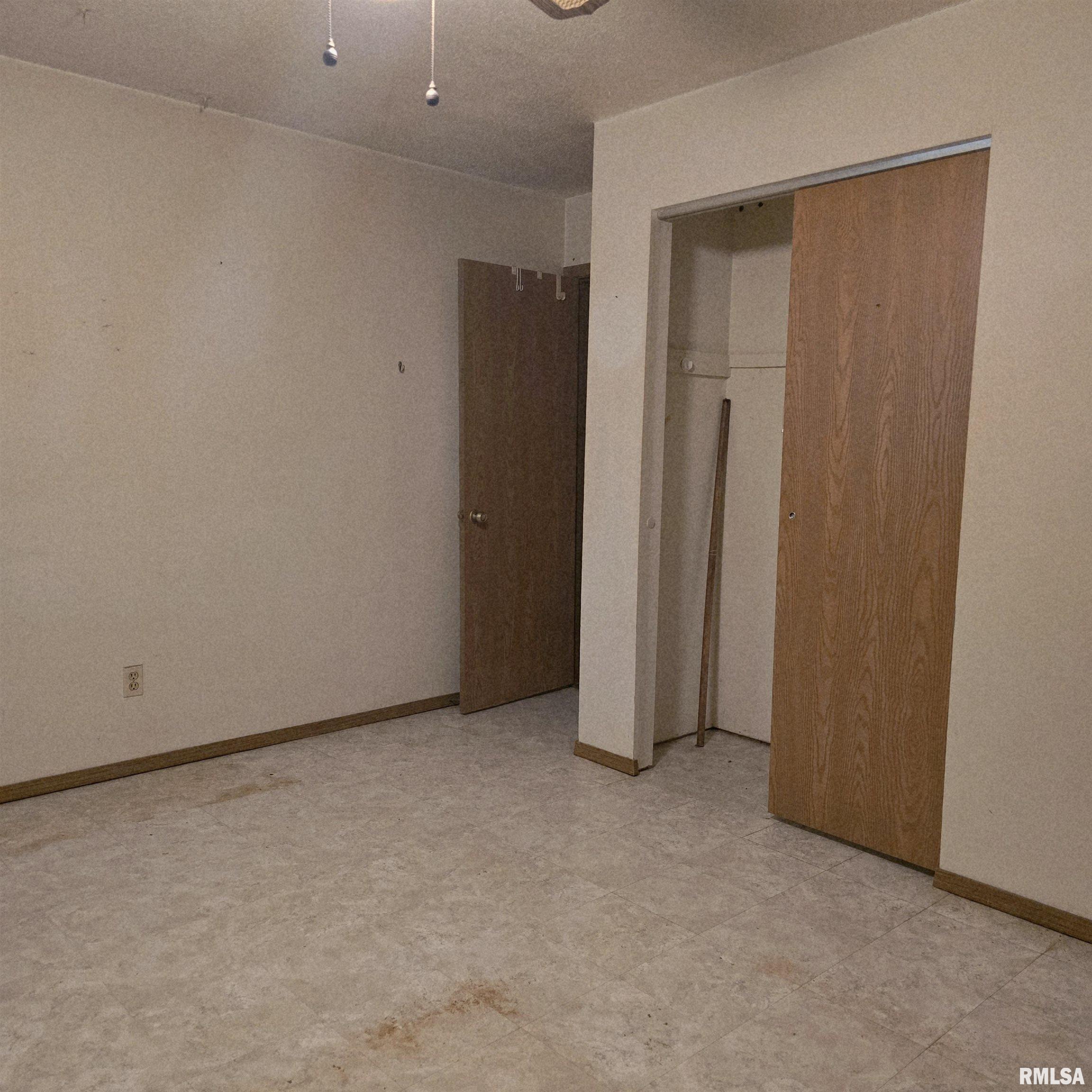414 S Clayton Street, Benton, Illinois image 11