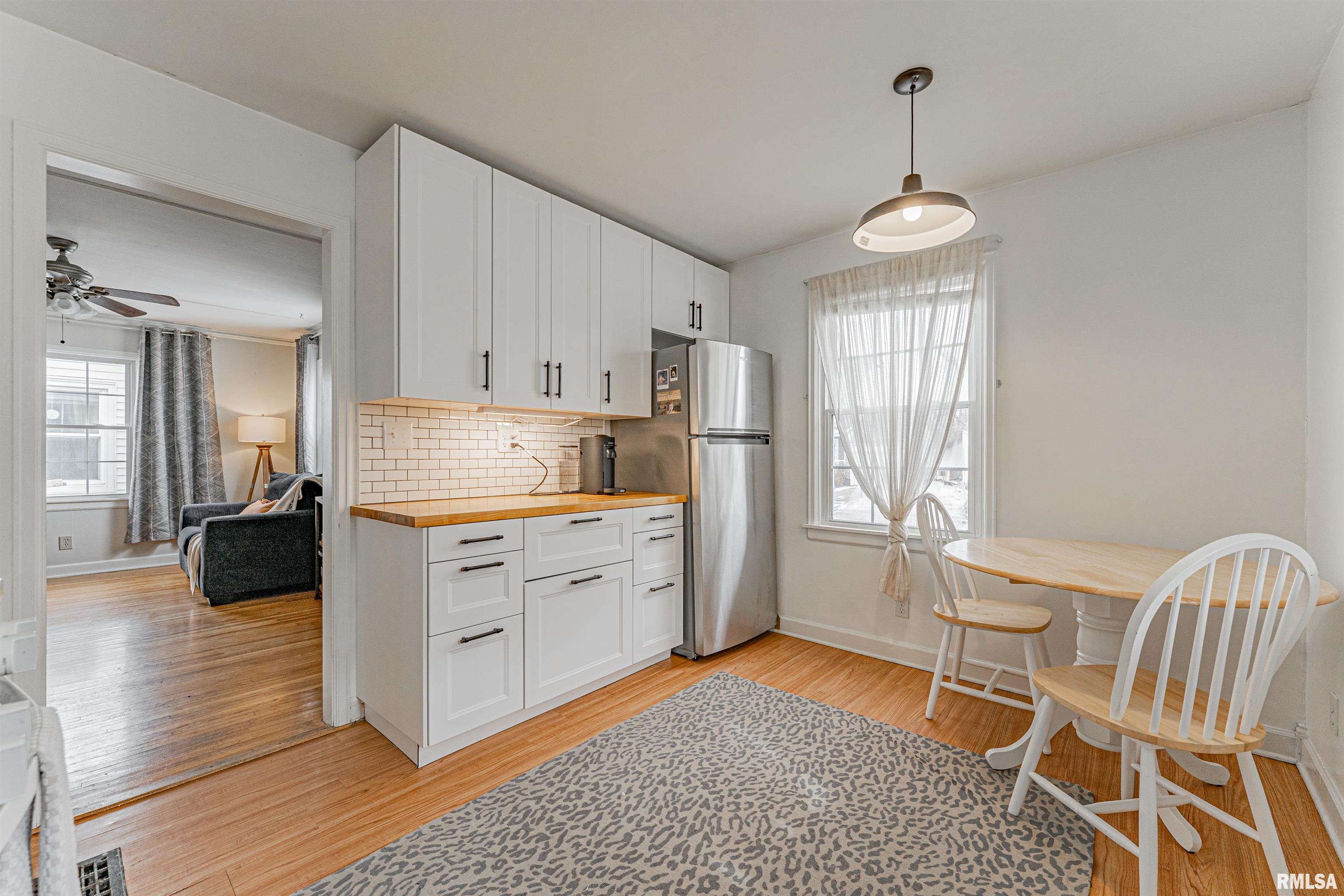 517 S Florence Avenue, Bloomington, Illinois image 11