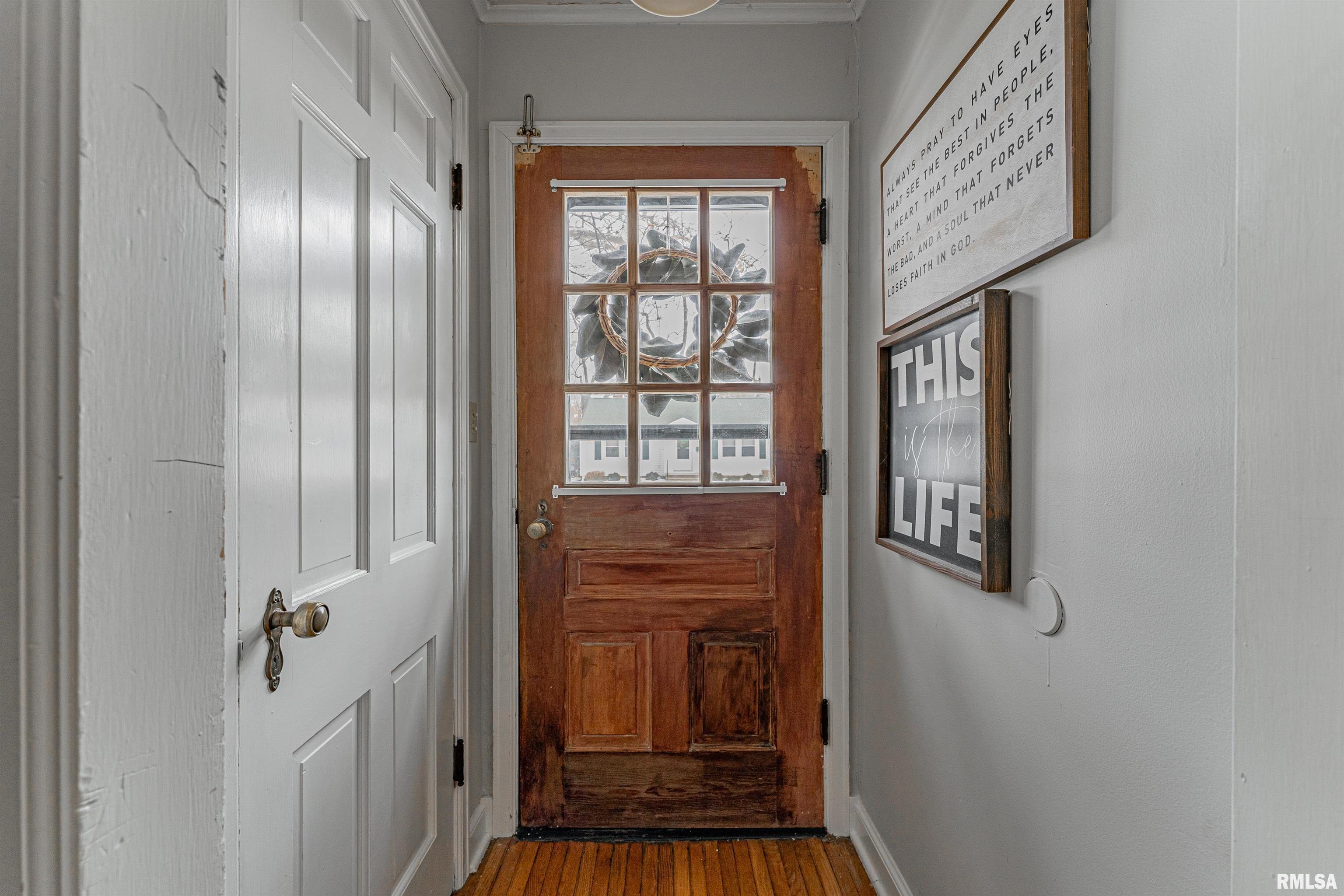 517 S Florence Avenue, Bloomington, Illinois image 3
