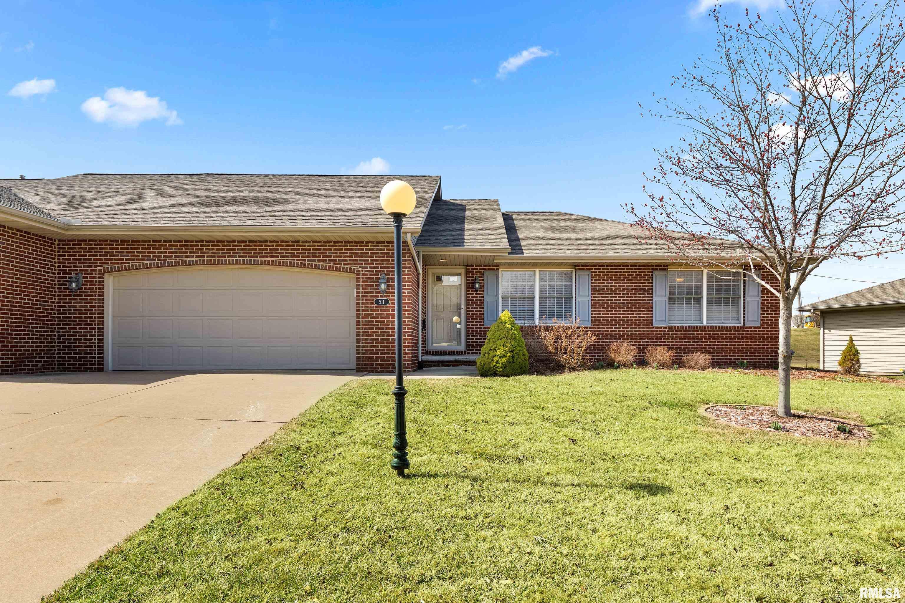 511 S Hampton Cove, Peoria, Illinois image 1