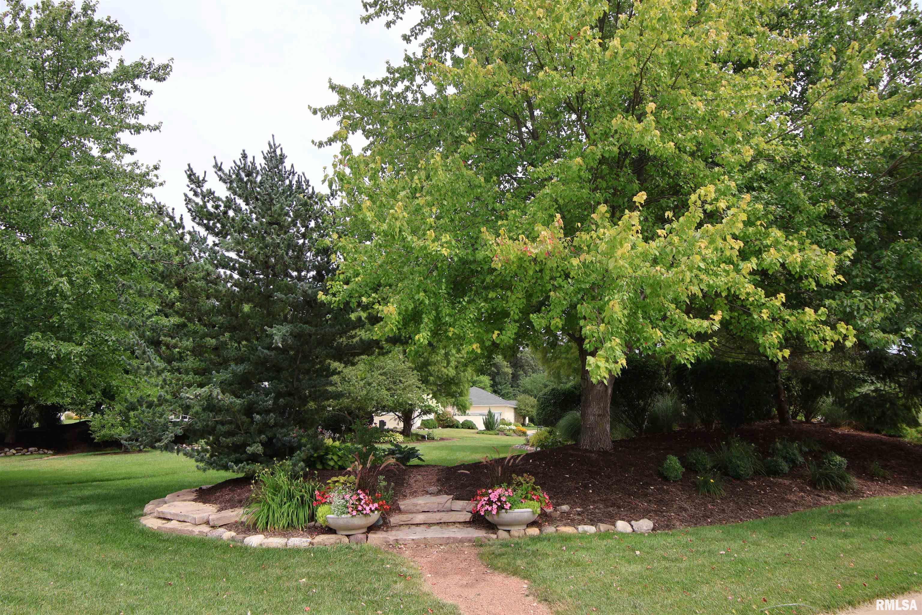 5723 W Deer Park Drive, Peoria, Illinois image 11