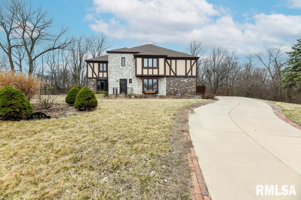 4644 W Hetherwood Drive, Peoria, Illinois image 1