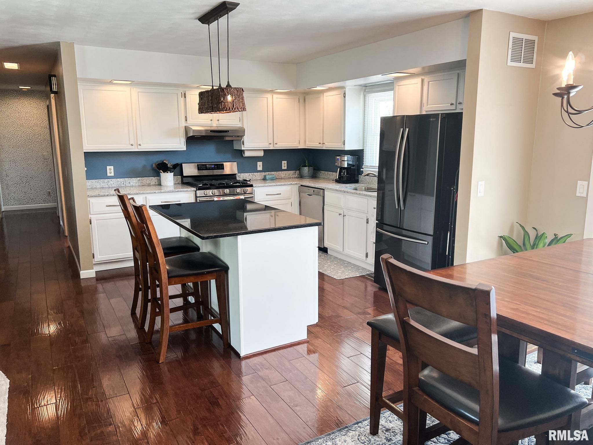 2201 Oak Drive, Eureka, Illinois image 20