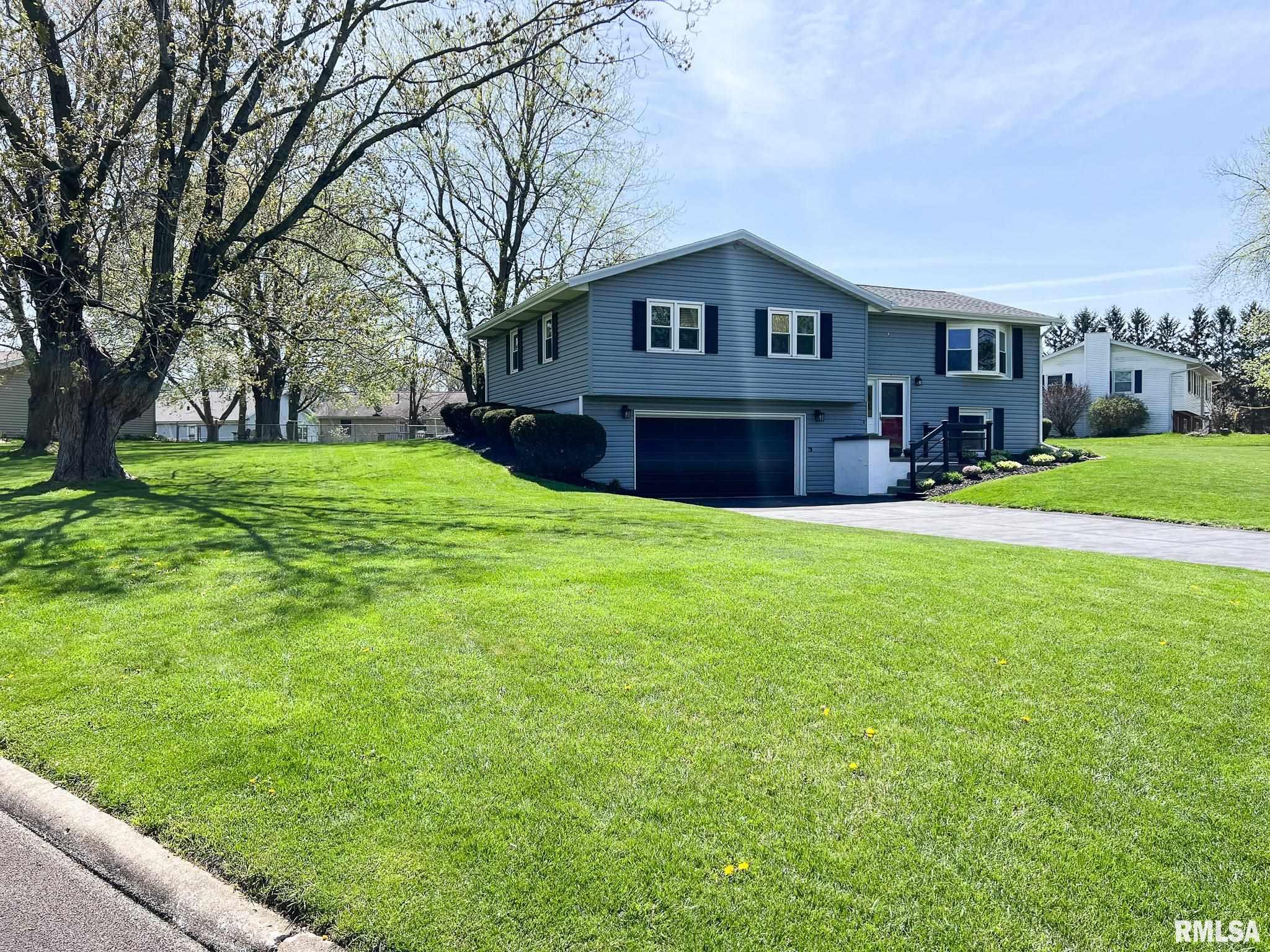2201 Oak Drive, Eureka, Illinois image 5