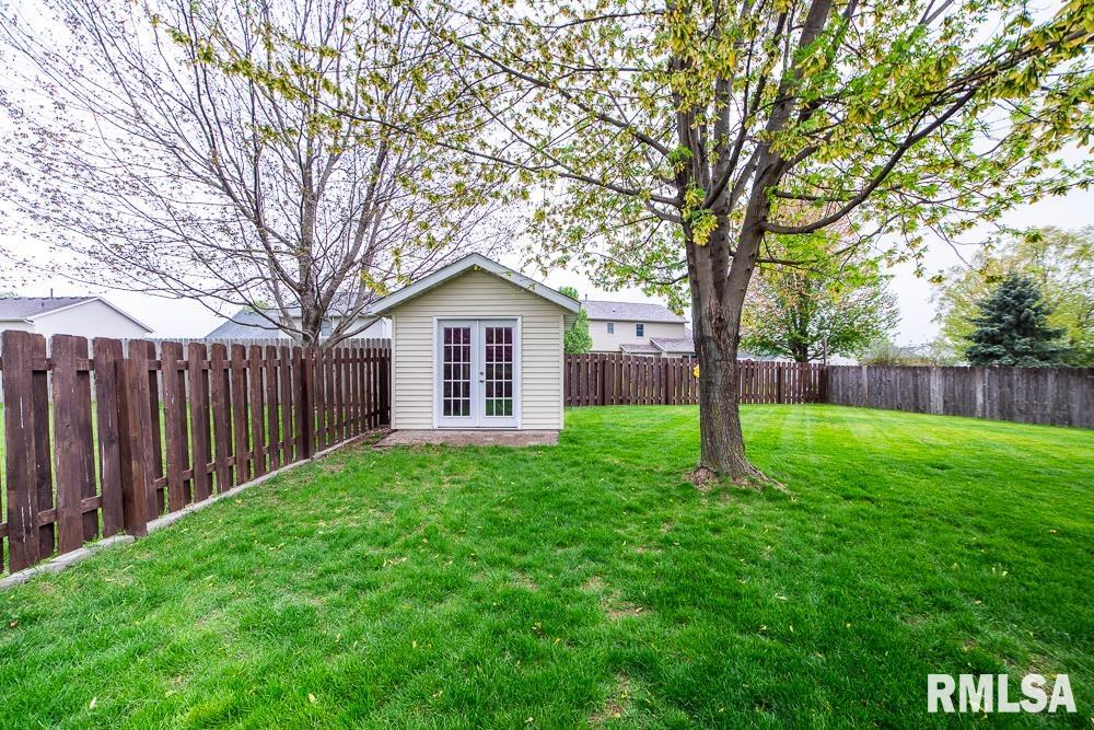 2211 E 58th Street, Davenport, Iowa image 39