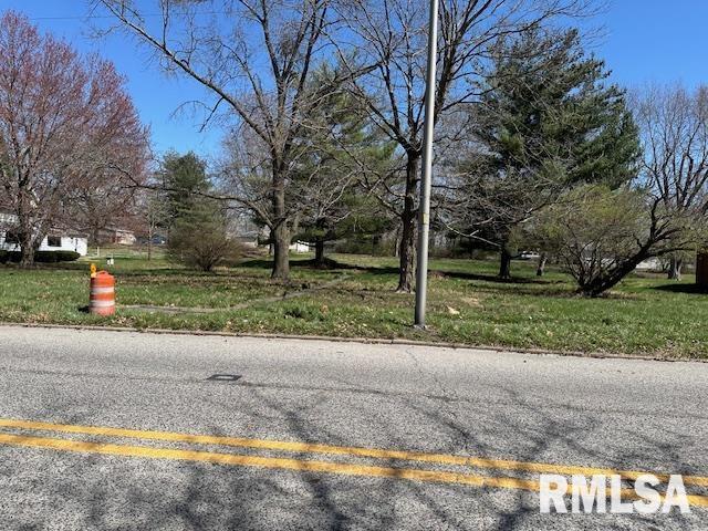 1074 N Main Street, Jacksonville, Illinois image 1