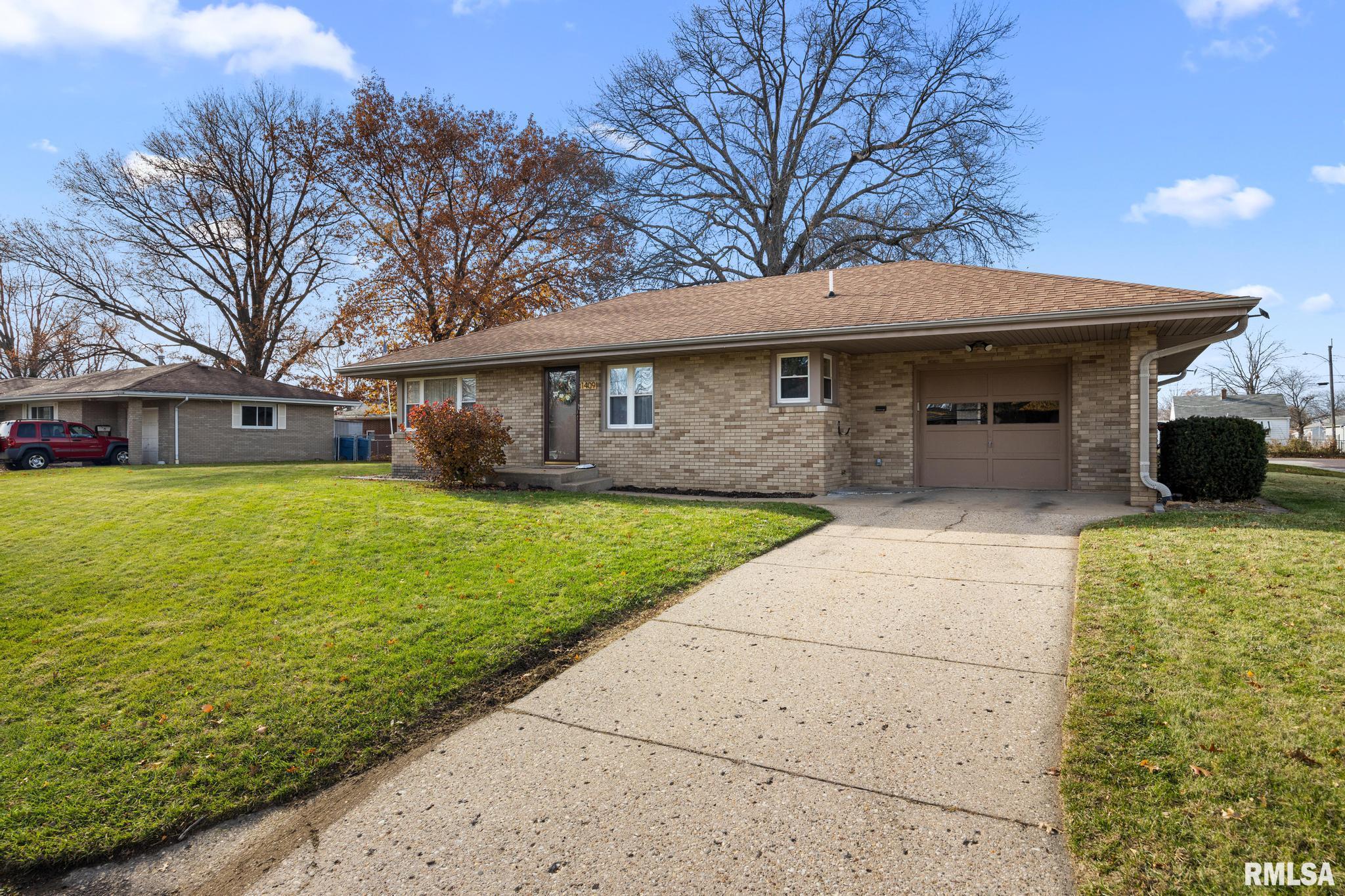 1409 N 4th Street, Pekin, Illinois image 2