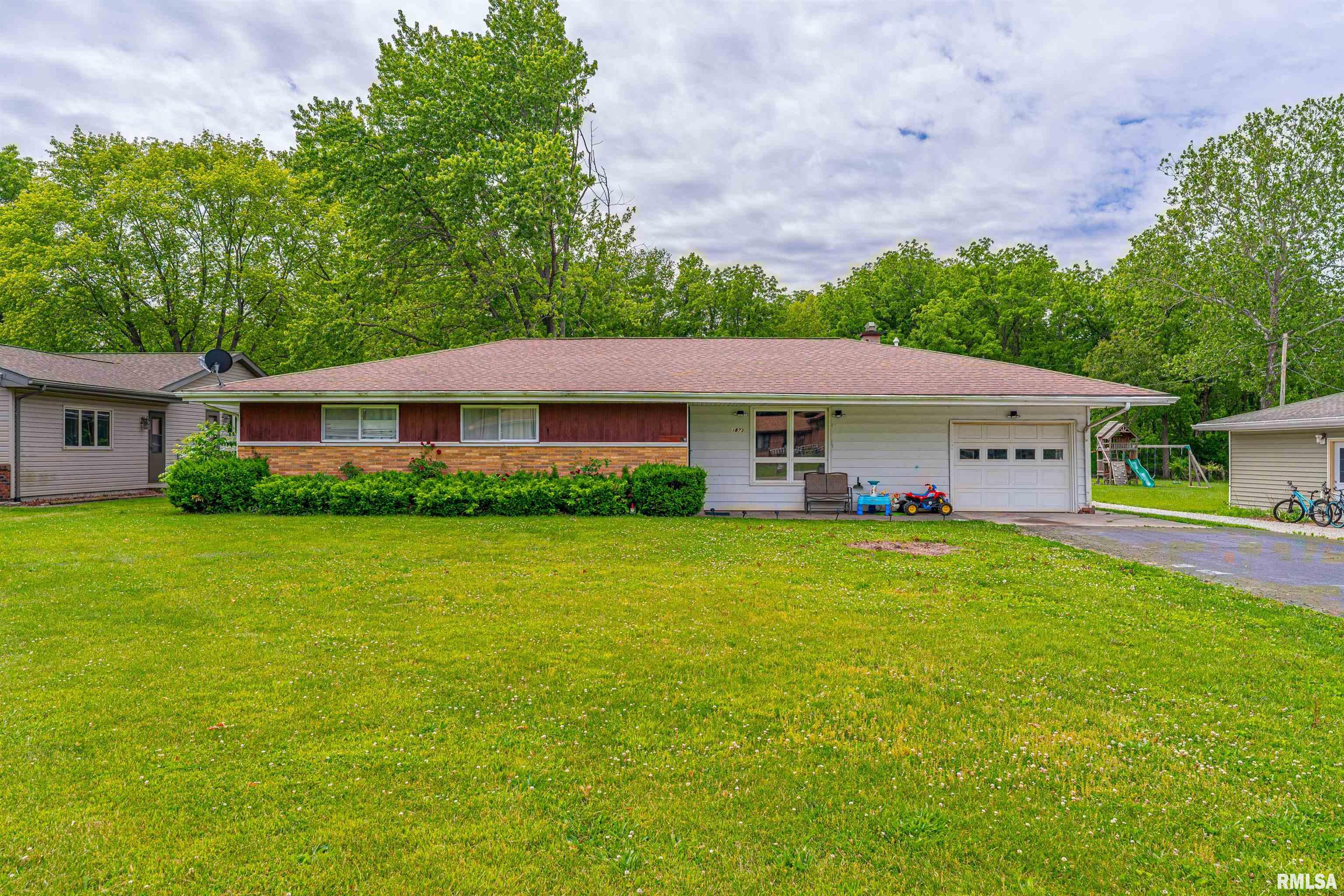 1873 1250th Avenue, Lincoln, Illinois image 2