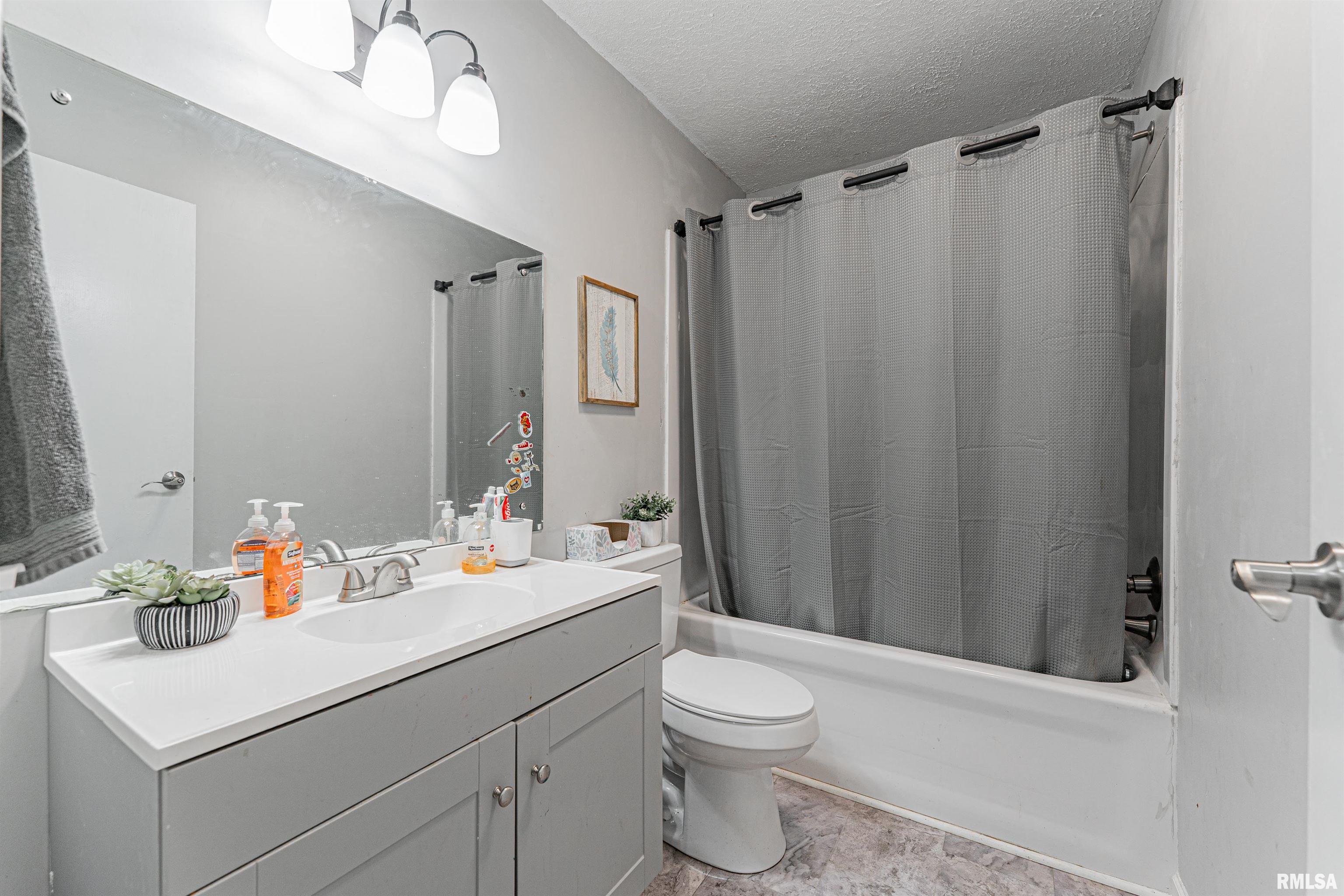 1873 1250th Avenue, Lincoln, Illinois image 18