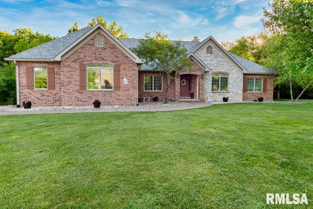 6 Wildwood Court, Washington, Illinois image 1