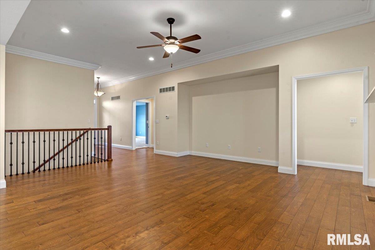 1809 Spartan Drive, Chatham, Illinois image 8