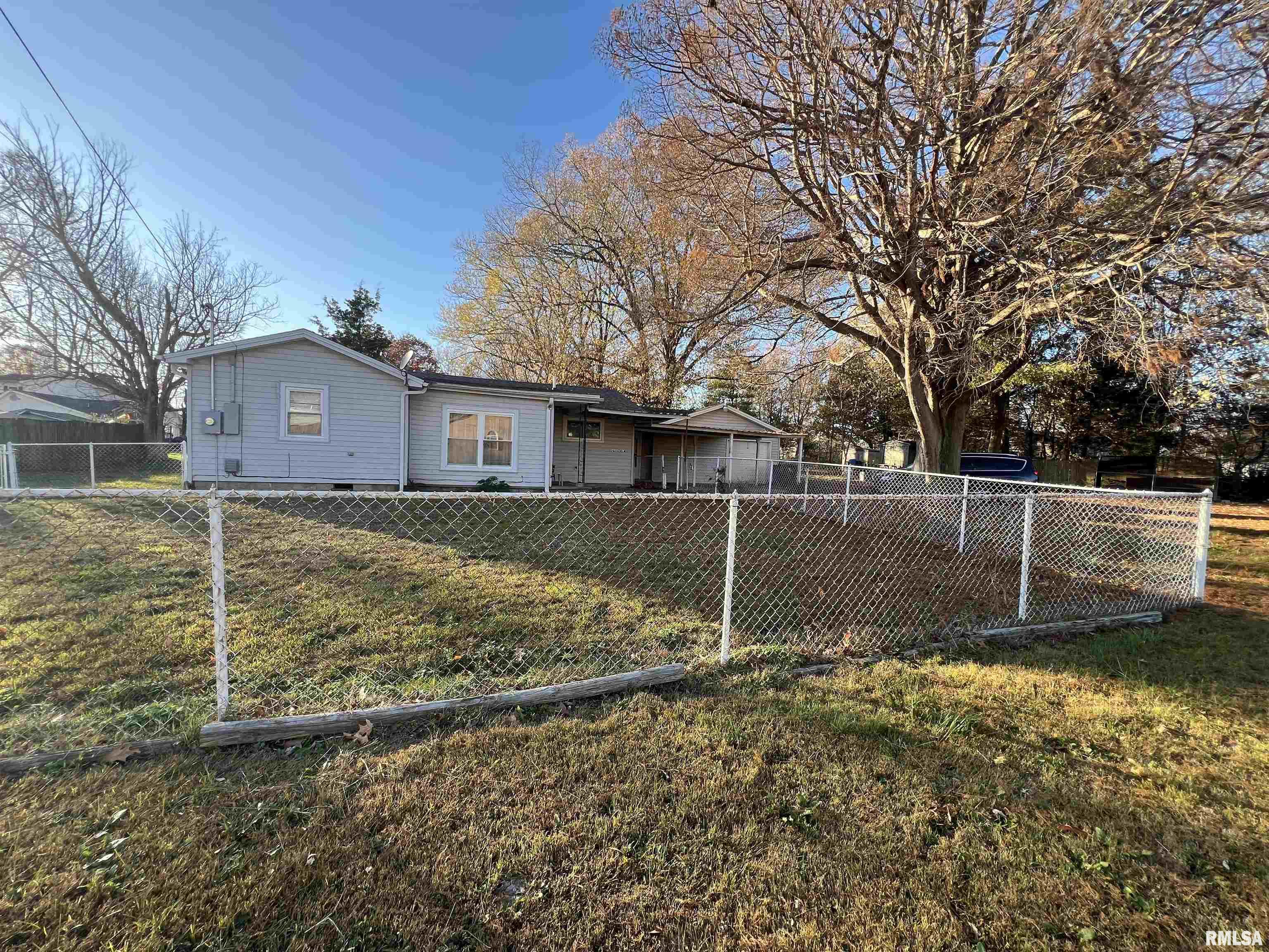 202 S Elm Street, Cambria, Illinois image 1