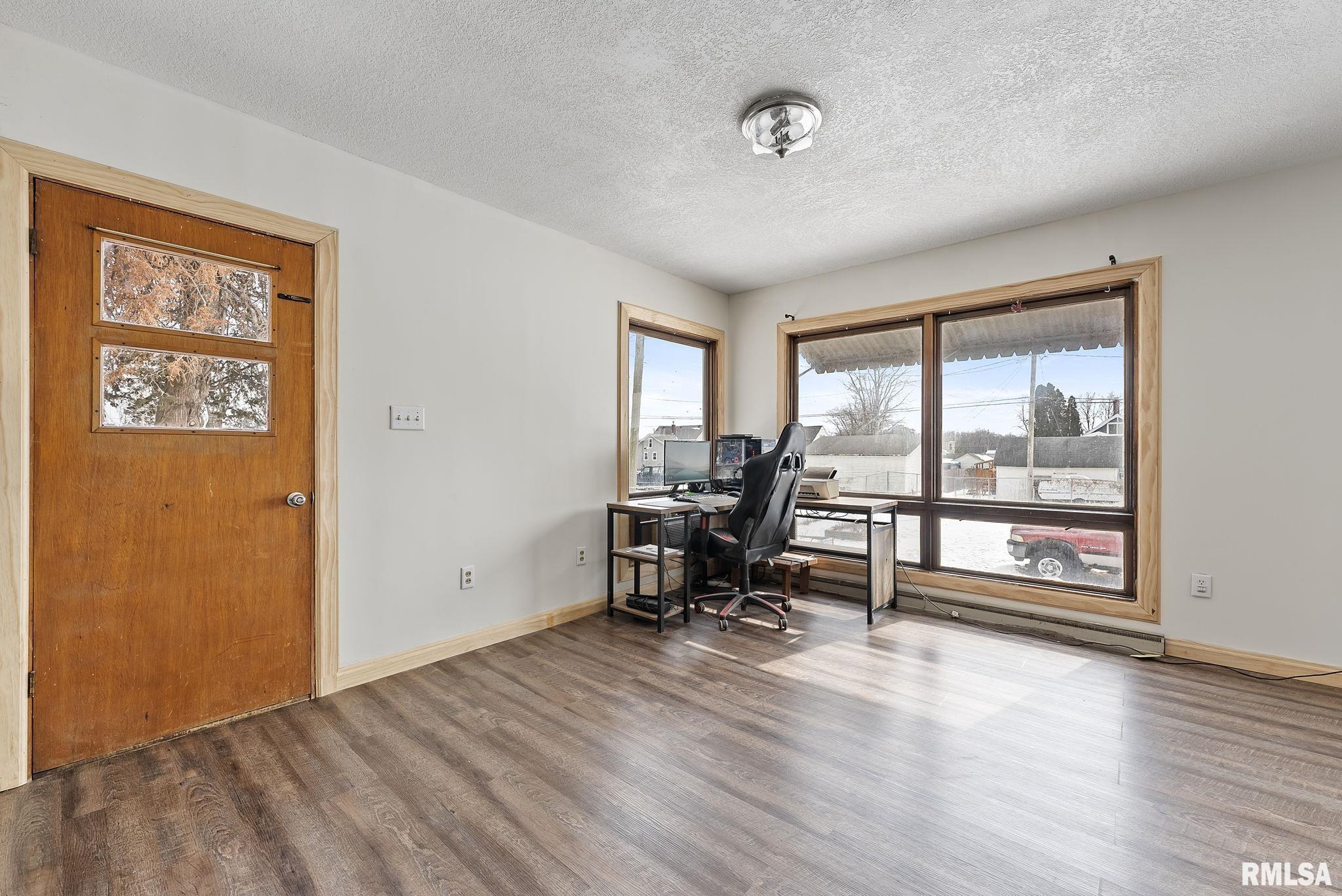 315 3rd Street, Buffalo, Iowa image 7