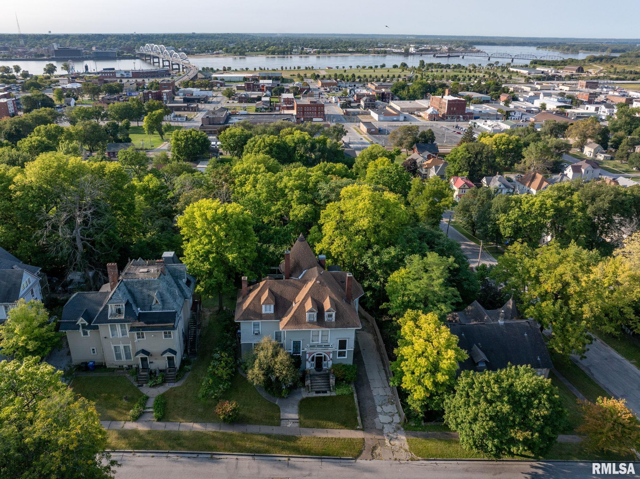 817 W 7th Street, Davenport, Iowa image 1