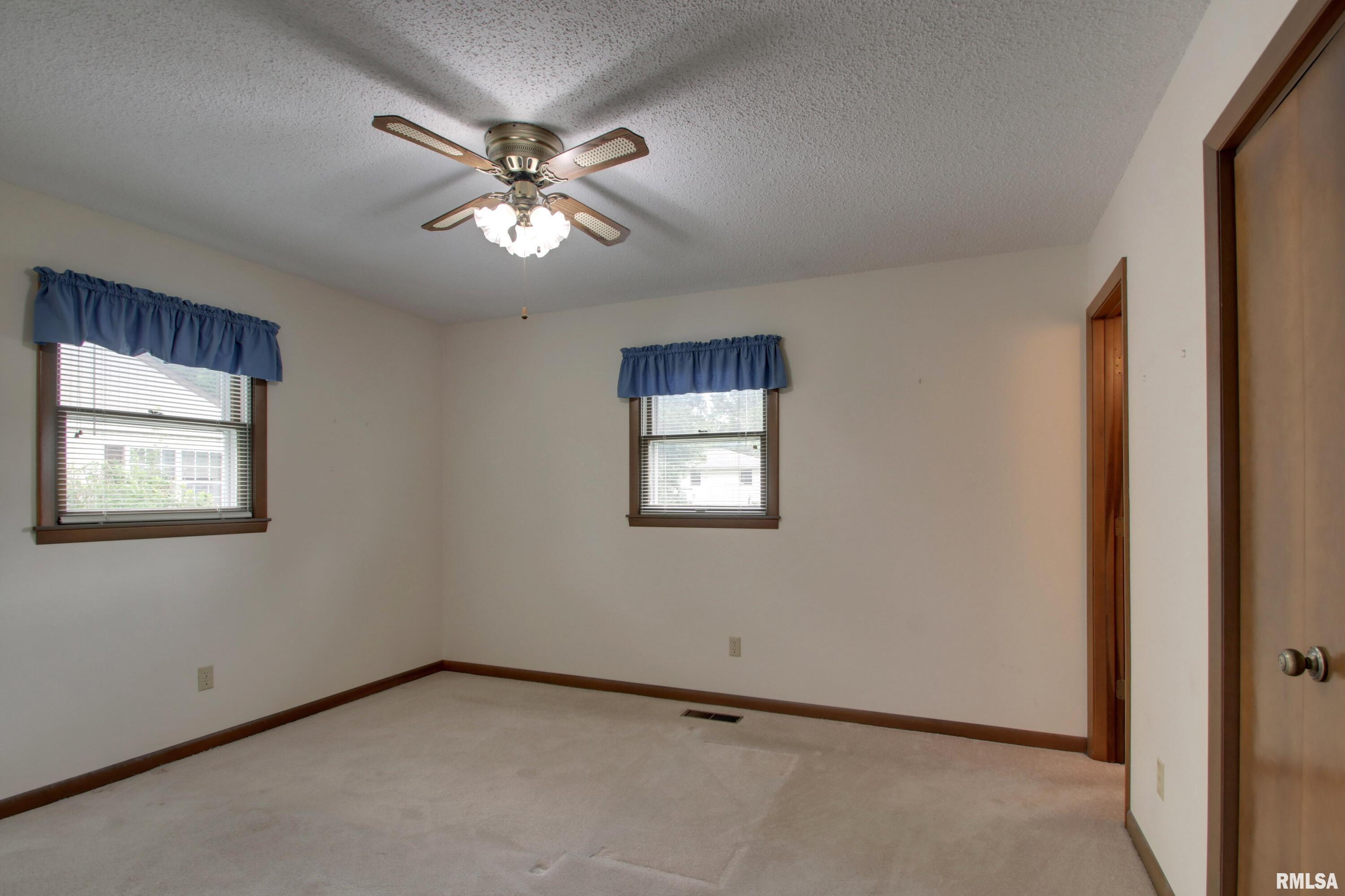 2816 N 11th Street, Quincy, Illinois image 10