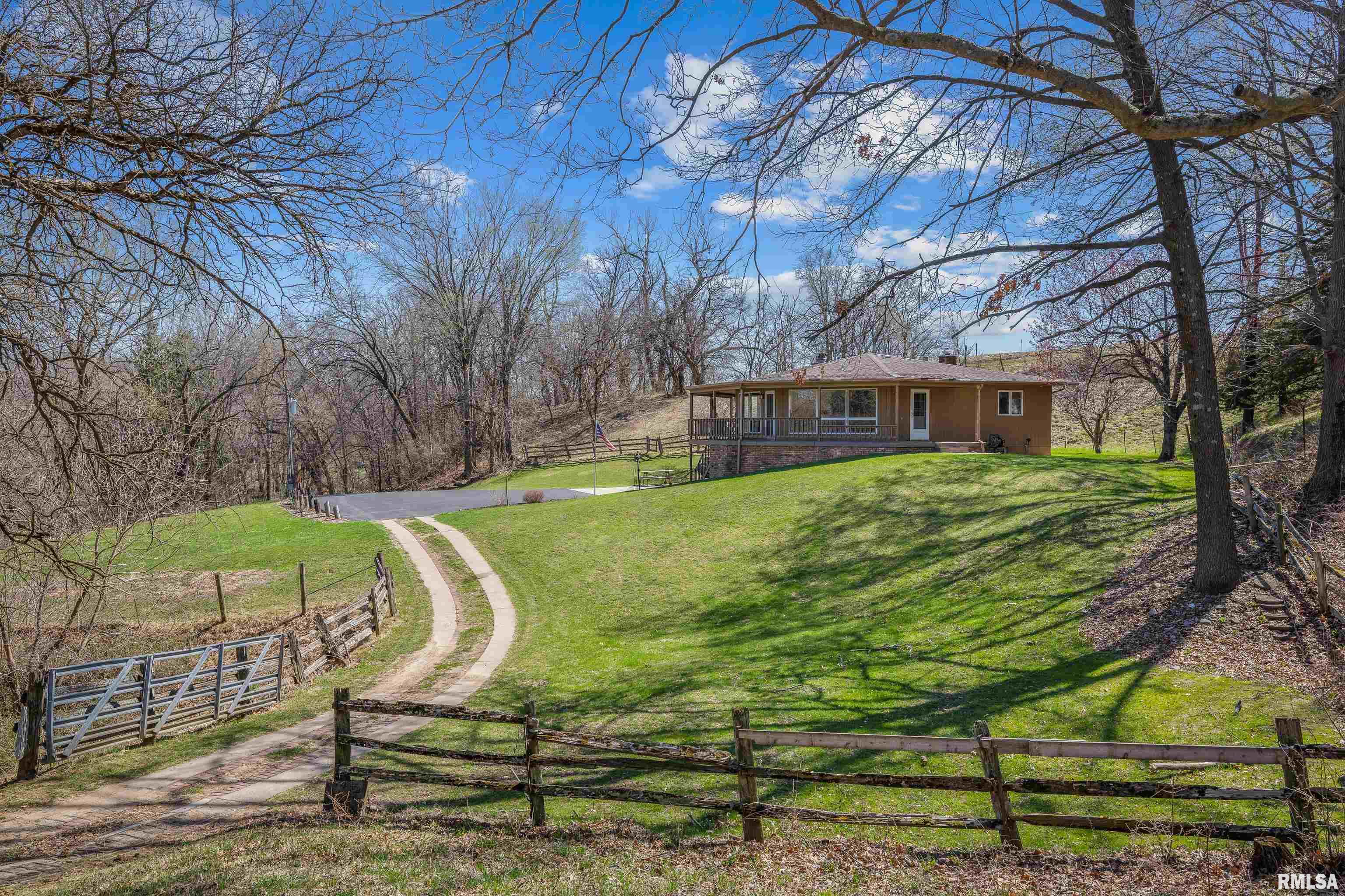 11616 W 81st Street, Taylor Ridge, Illinois image 37