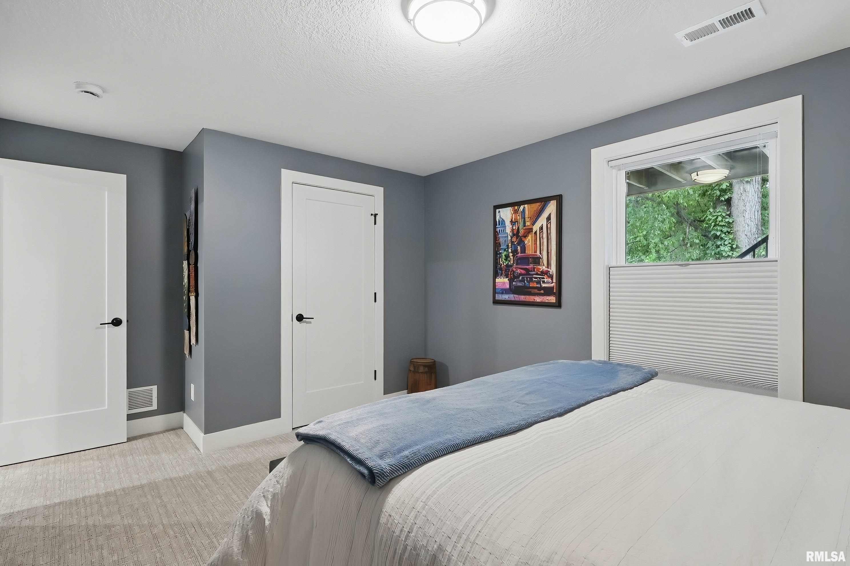 1327 Heights Court, Bettendorf, Iowa image 34