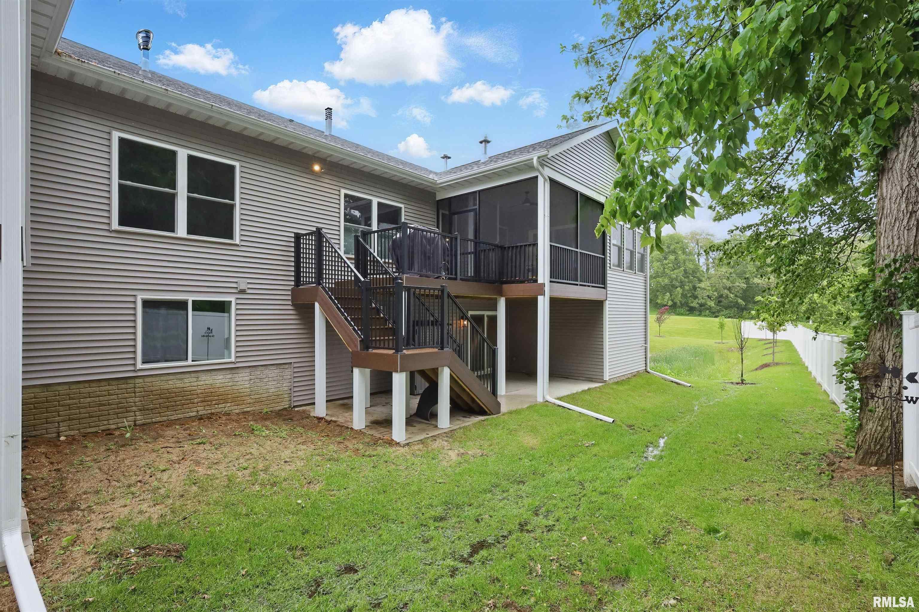 1327 Heights Court, Bettendorf, Iowa image 38