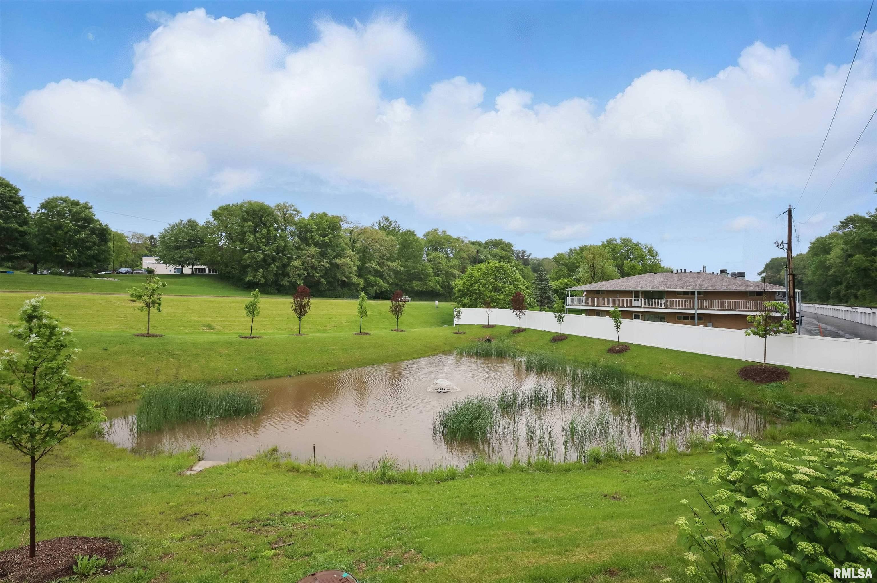 1327 Heights Court, Bettendorf, Iowa image 36