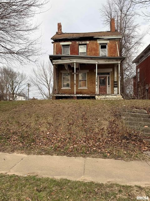 Vacant Land For Sale - 734 N 5th Street<br/> Adams County, Quincy, IL 62301