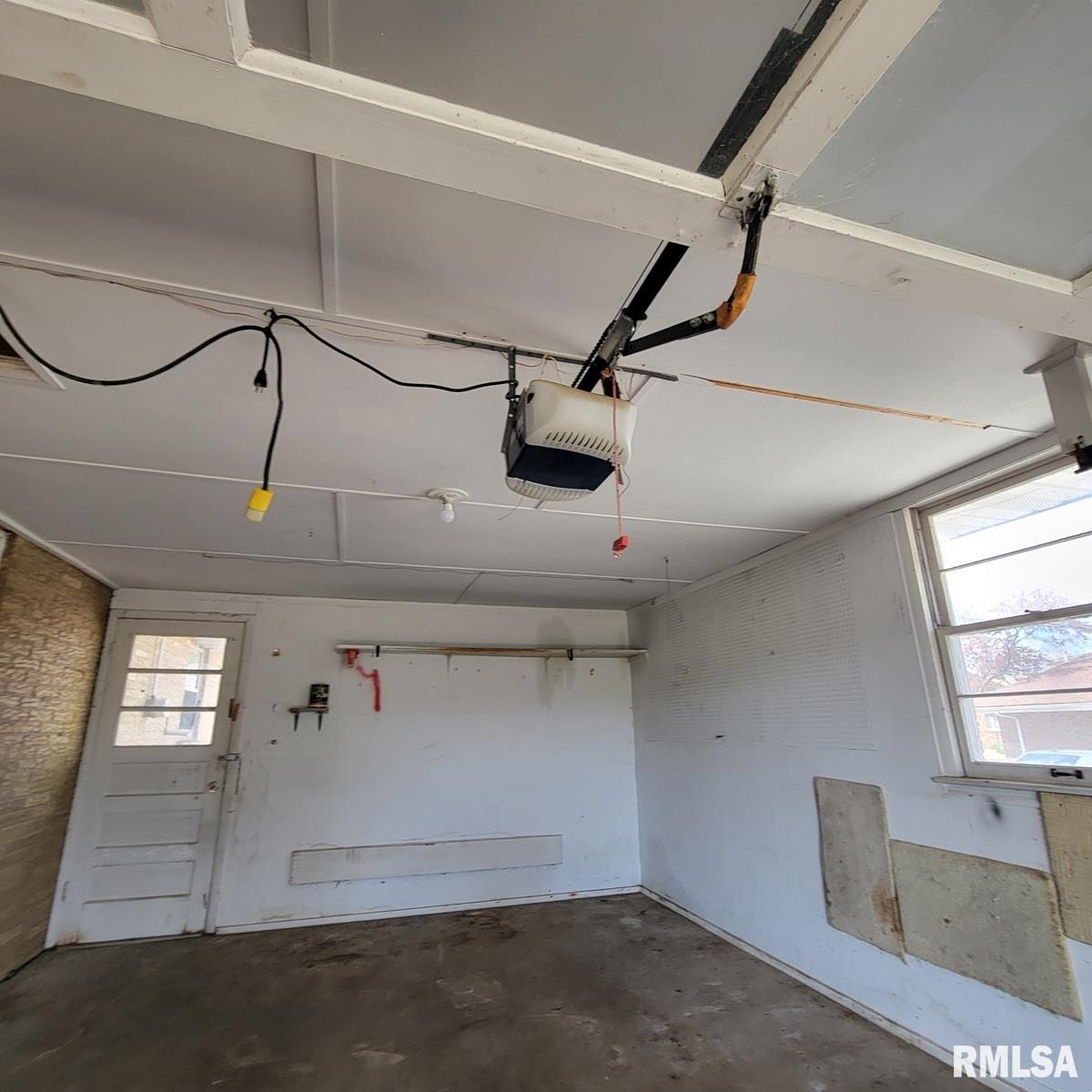 1515 Tennell Road, Pekin, Illinois image 31