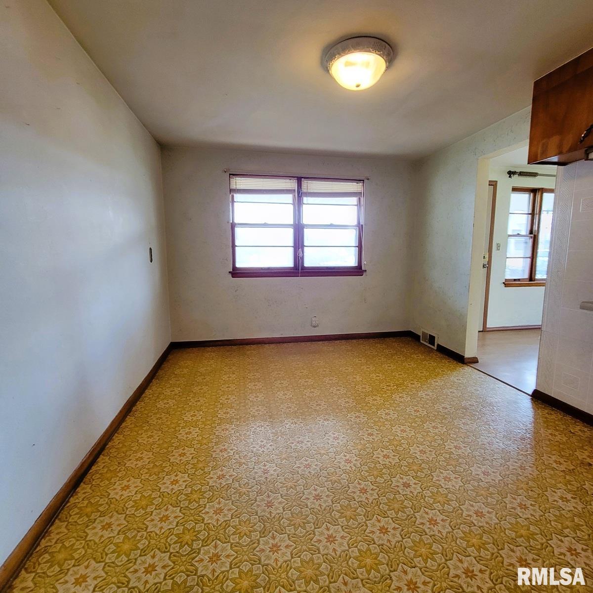 1515 Tennell Road, Pekin, Illinois image 14