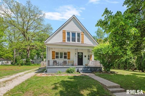 Photo of 700 S English Avenue, Springfield, IL 62704 (MLS # CA1043397)