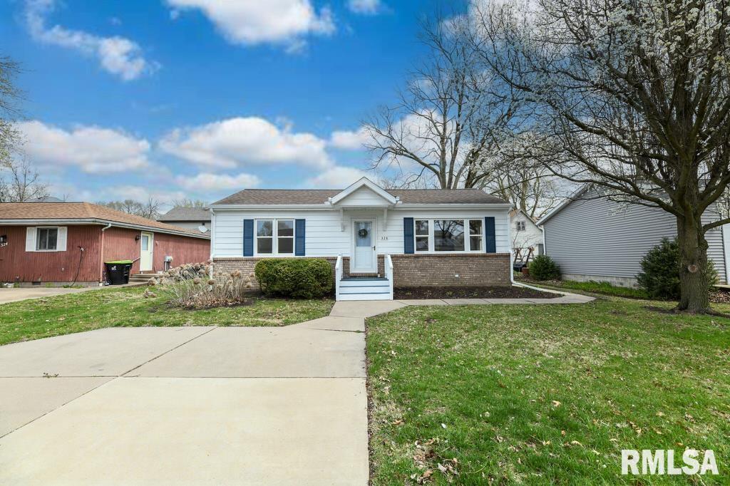 328 S Warren Street, Tremont, Illinois image 1
