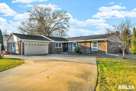 Homes For Sale - 192 Potawatomi Road<br/> Knox County, Galesburg, IL 61401