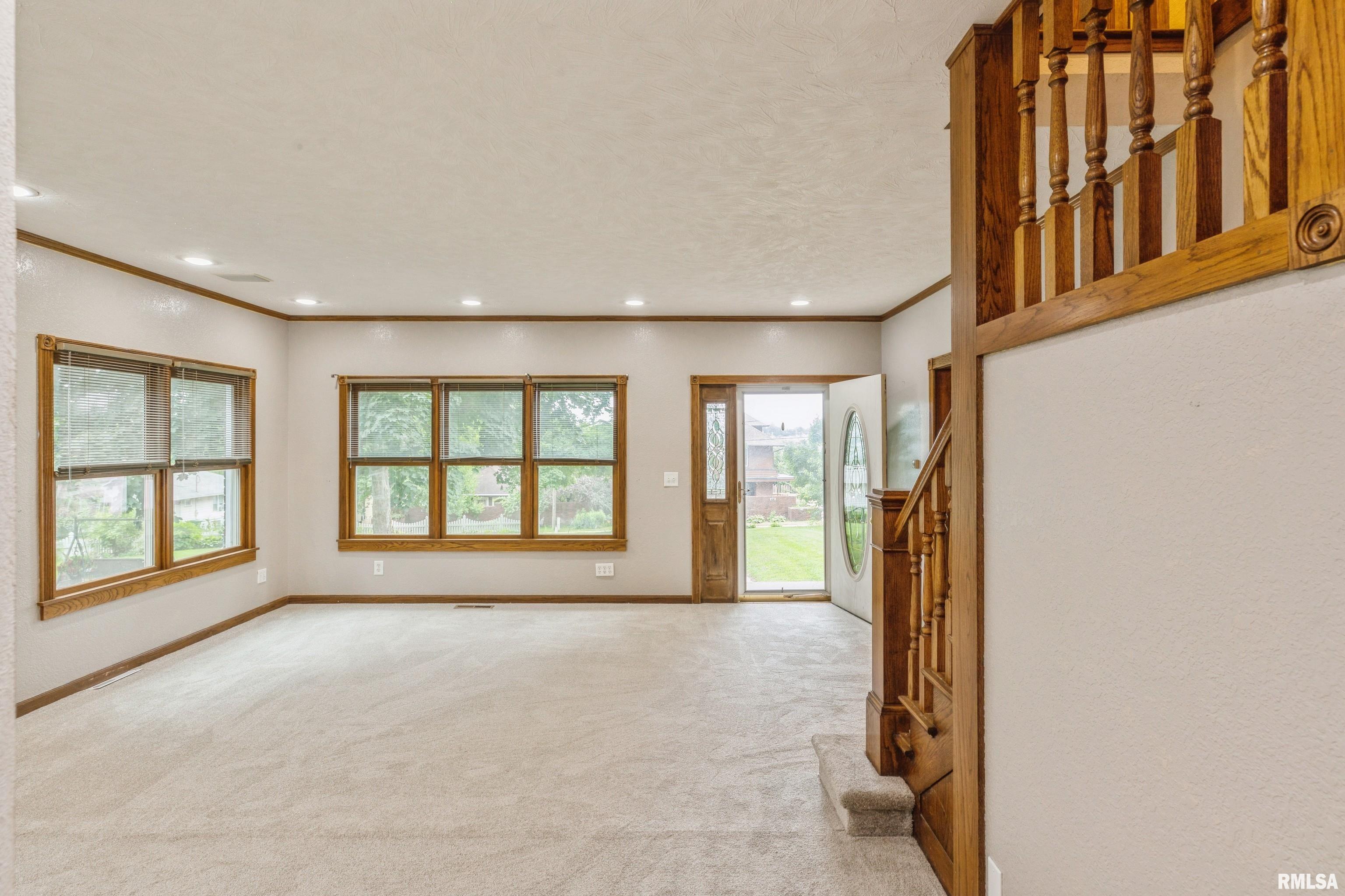 1520 S Bluff Boulevard, Clinton, Iowa image 11