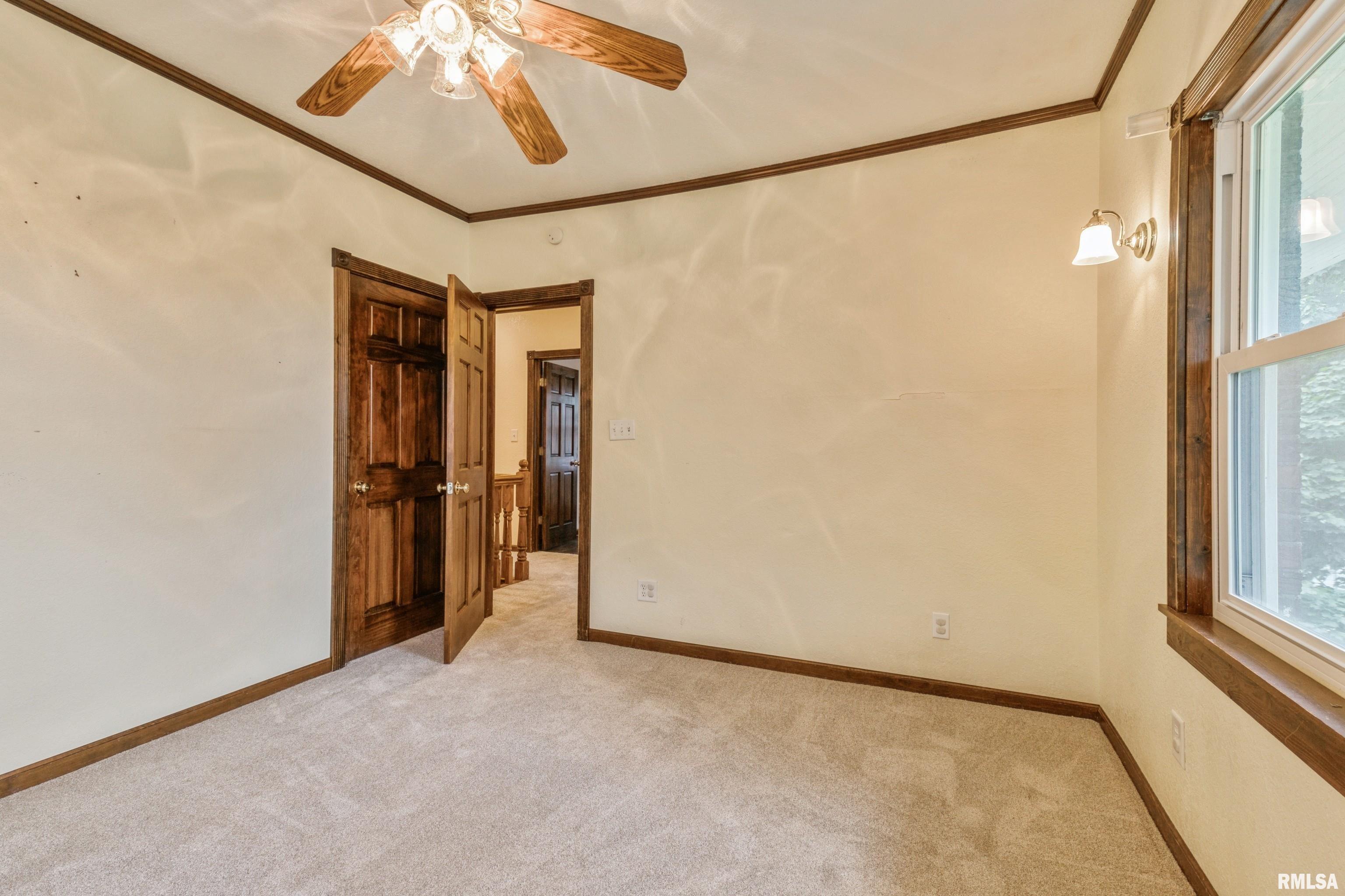 1520 S Bluff Boulevard, Clinton, Iowa image 25