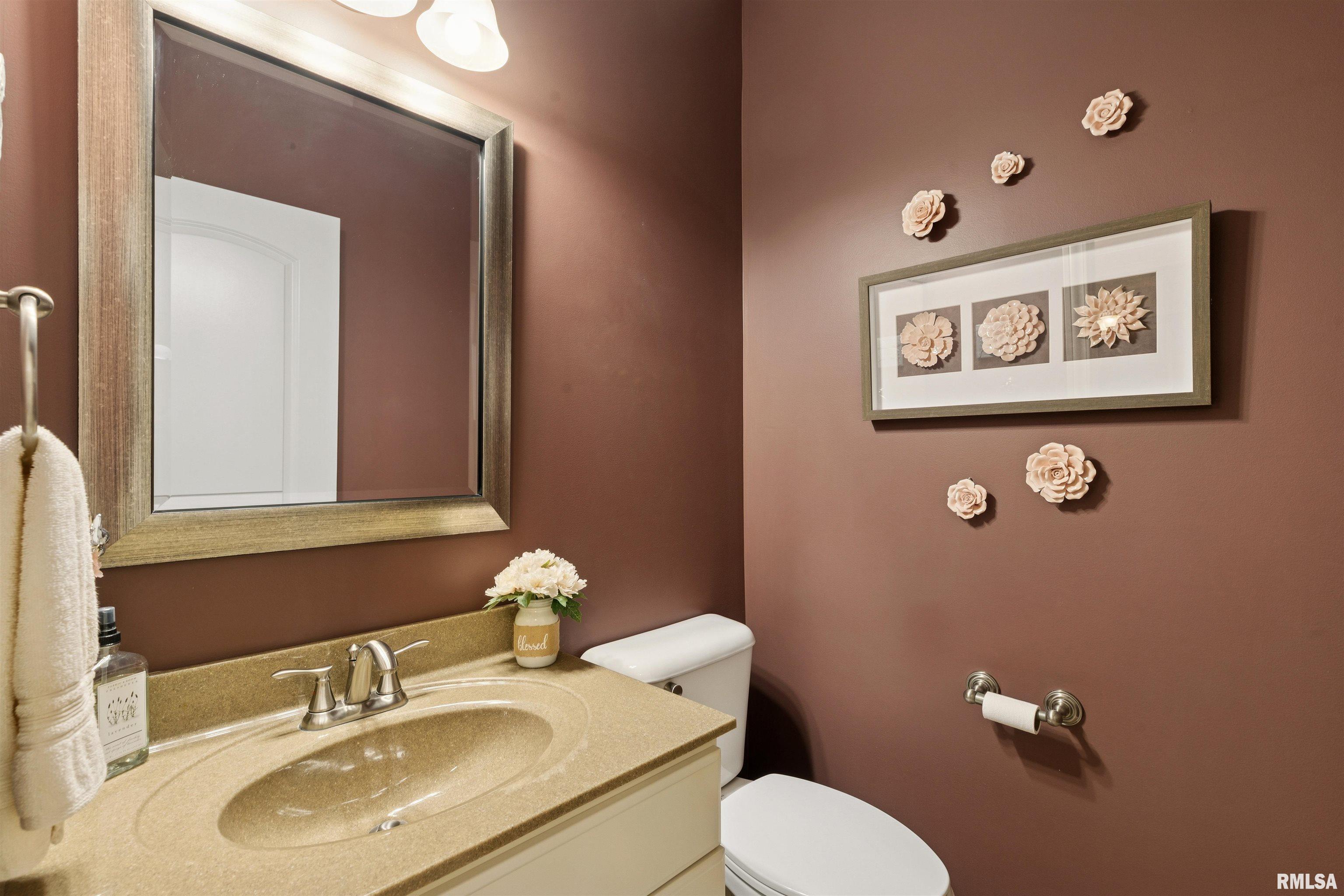 1361 Pinnacle Pines Court, Bettendorf, Iowa image 27