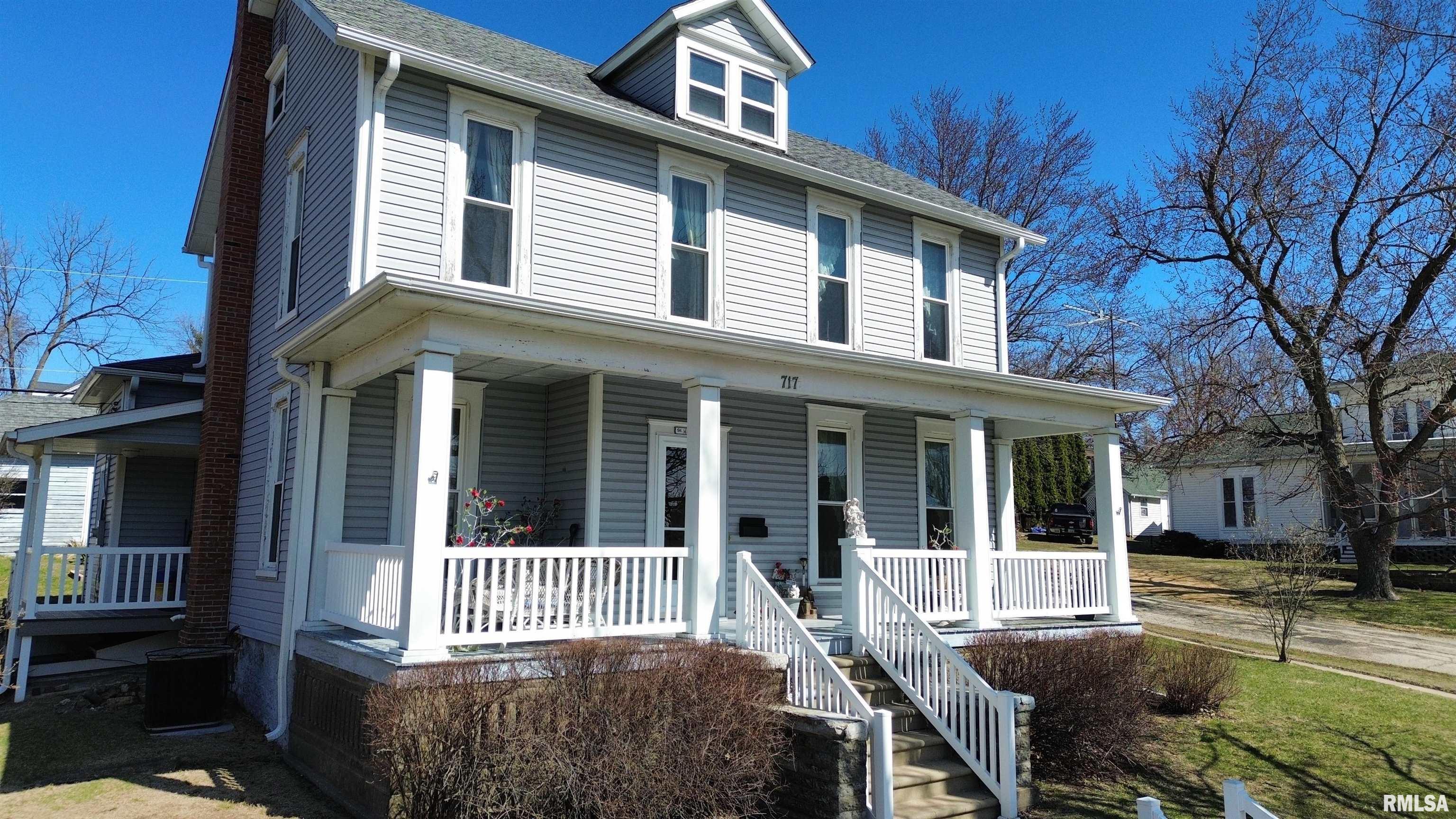 717 11th Avenue, Fulton, Illinois image 3