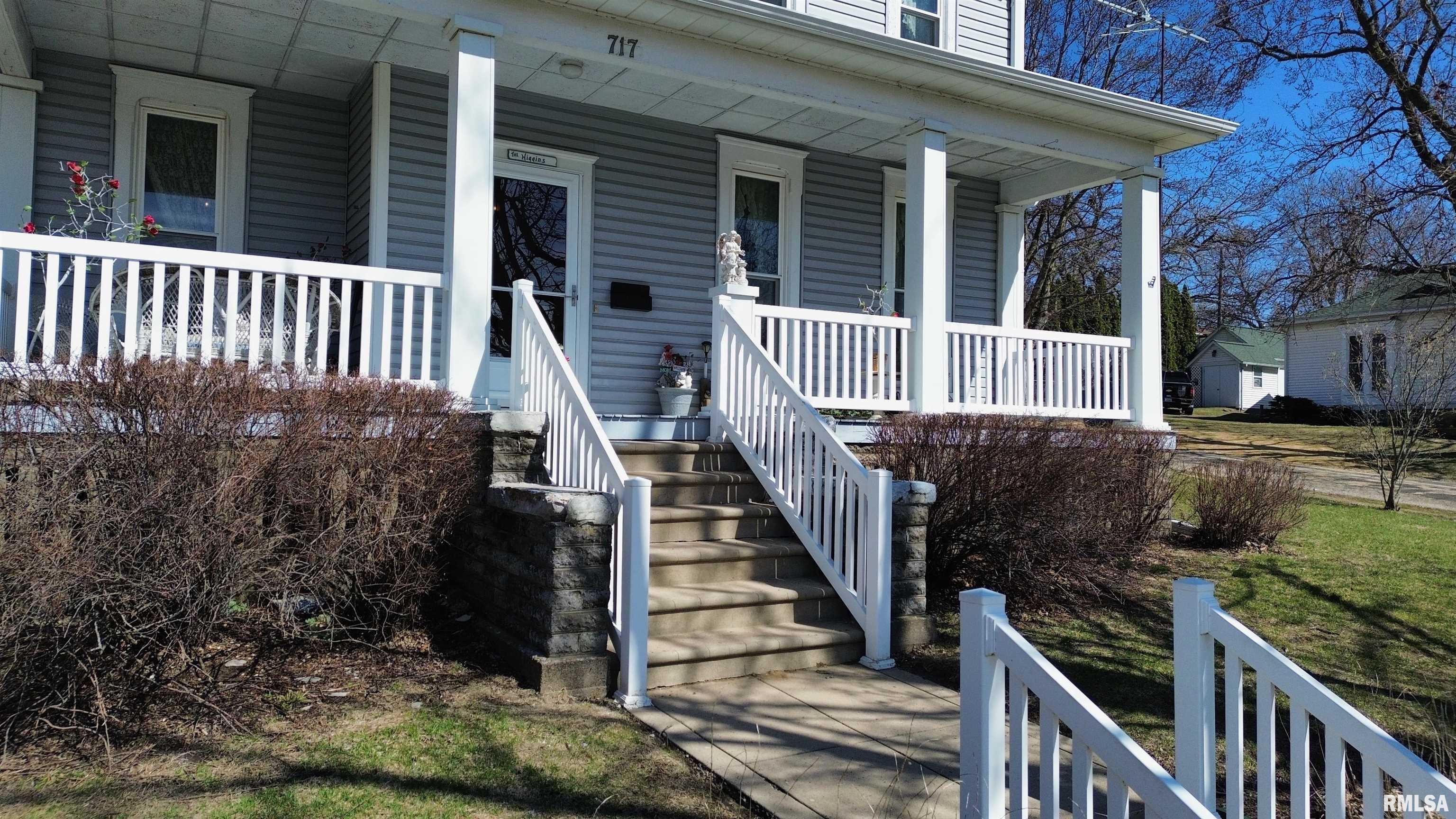 717 11th Avenue, Fulton, Illinois image 4
