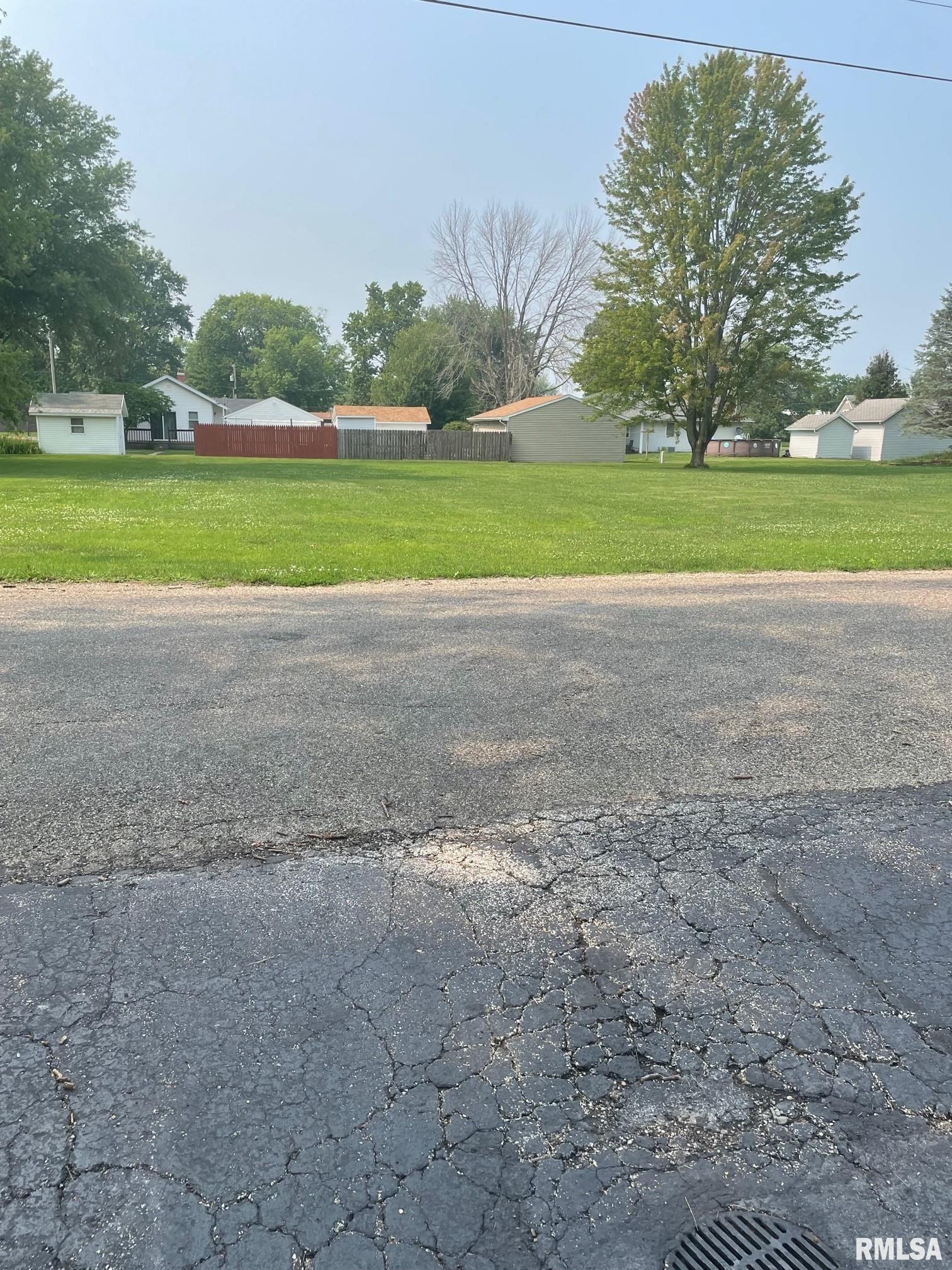 510 E Roberts Street, Colchester, Illinois image 1