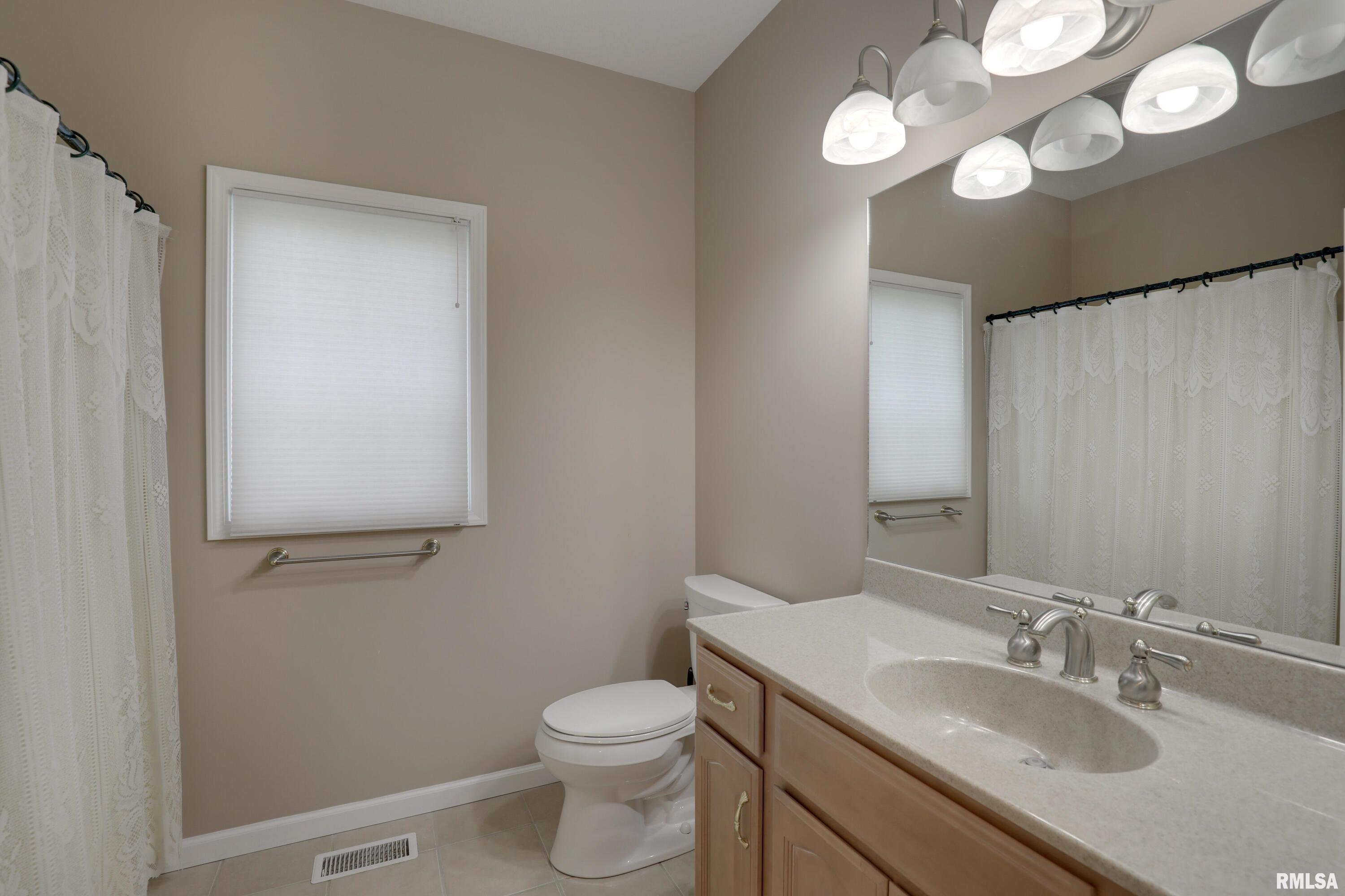 3408 Wynvalley Road, Quincy, Illinois image 23