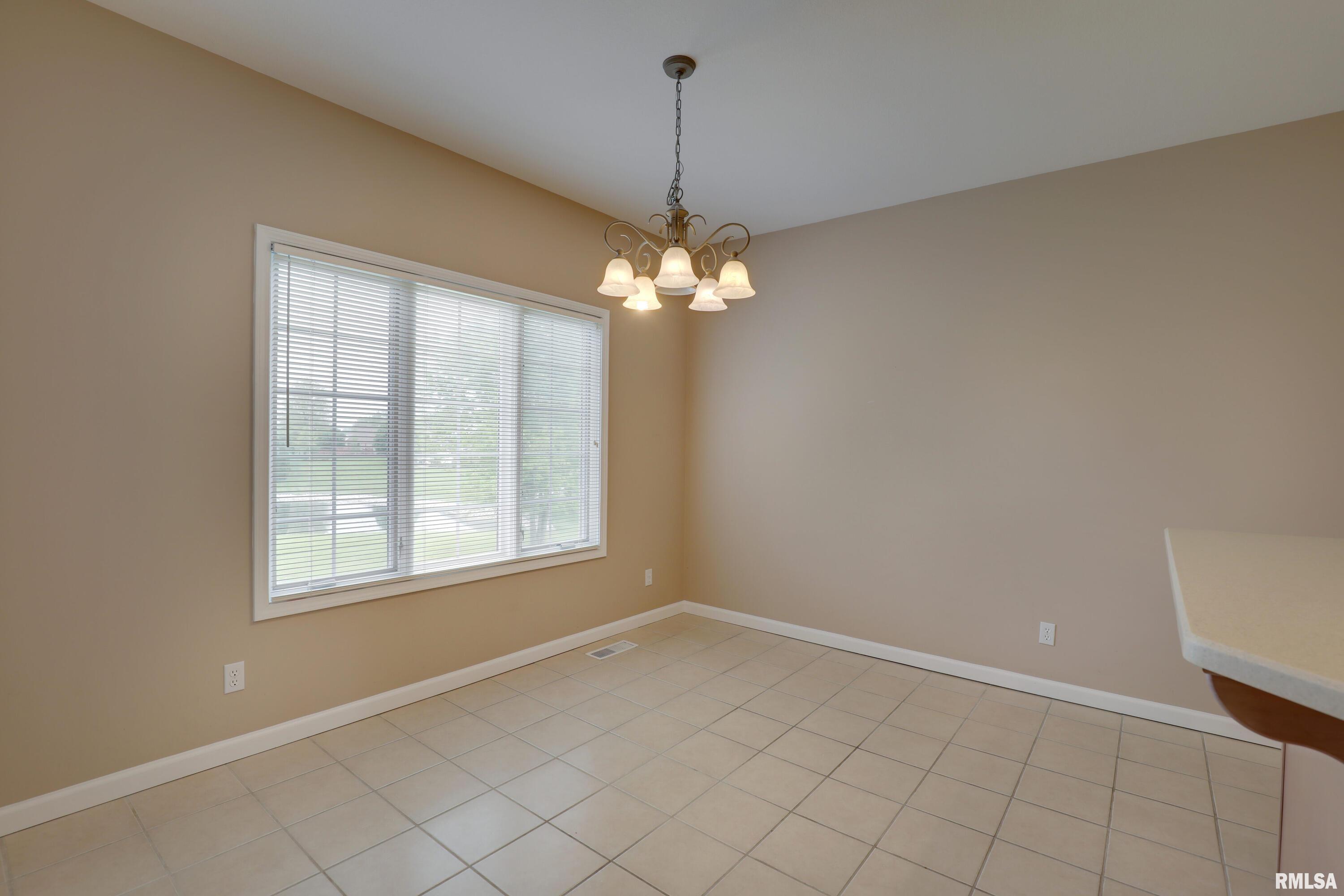 3408 Wynvalley Road, Quincy, Illinois image 14