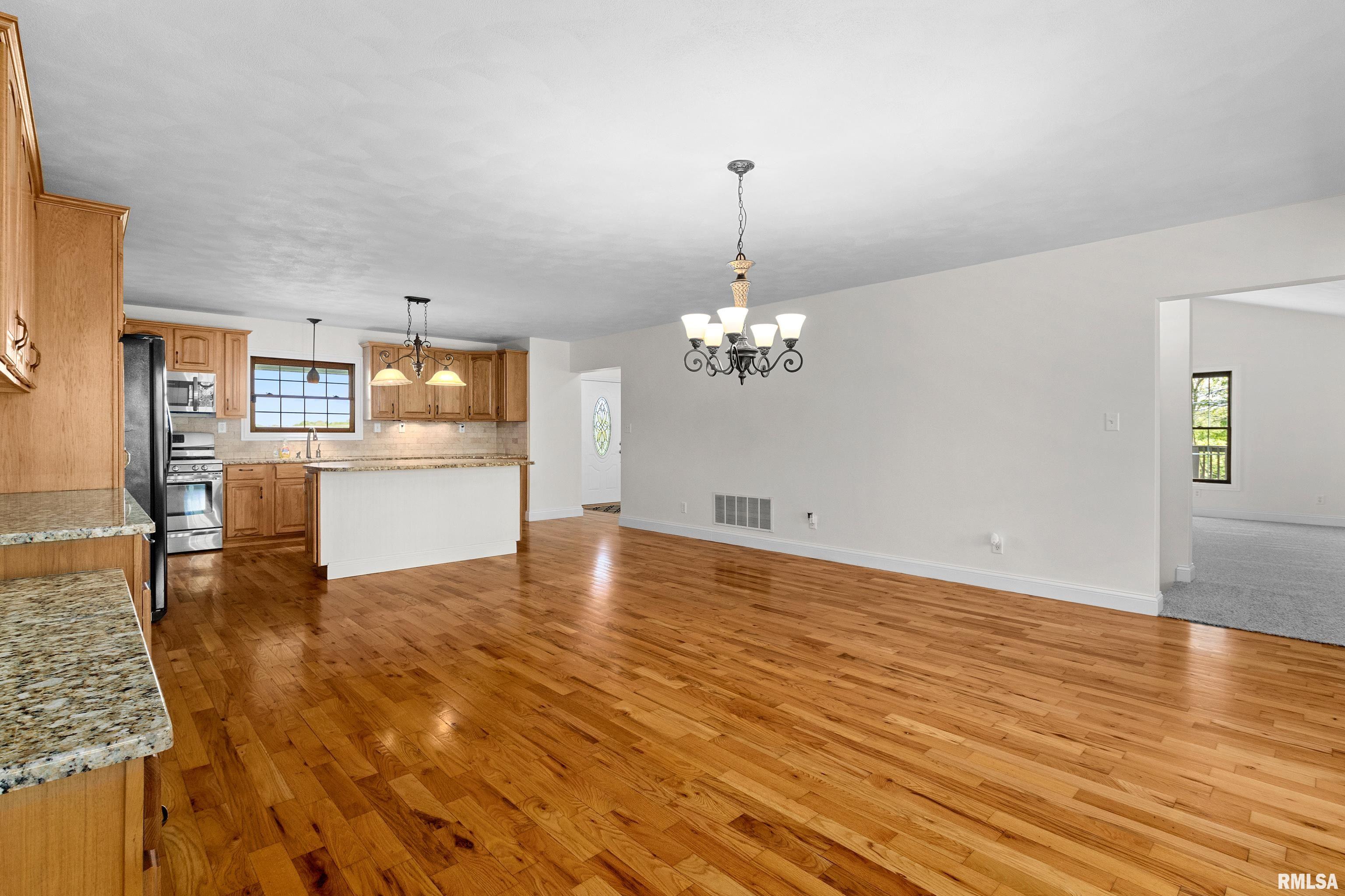 24085 Farmdale Road, Washington, Illinois image 30