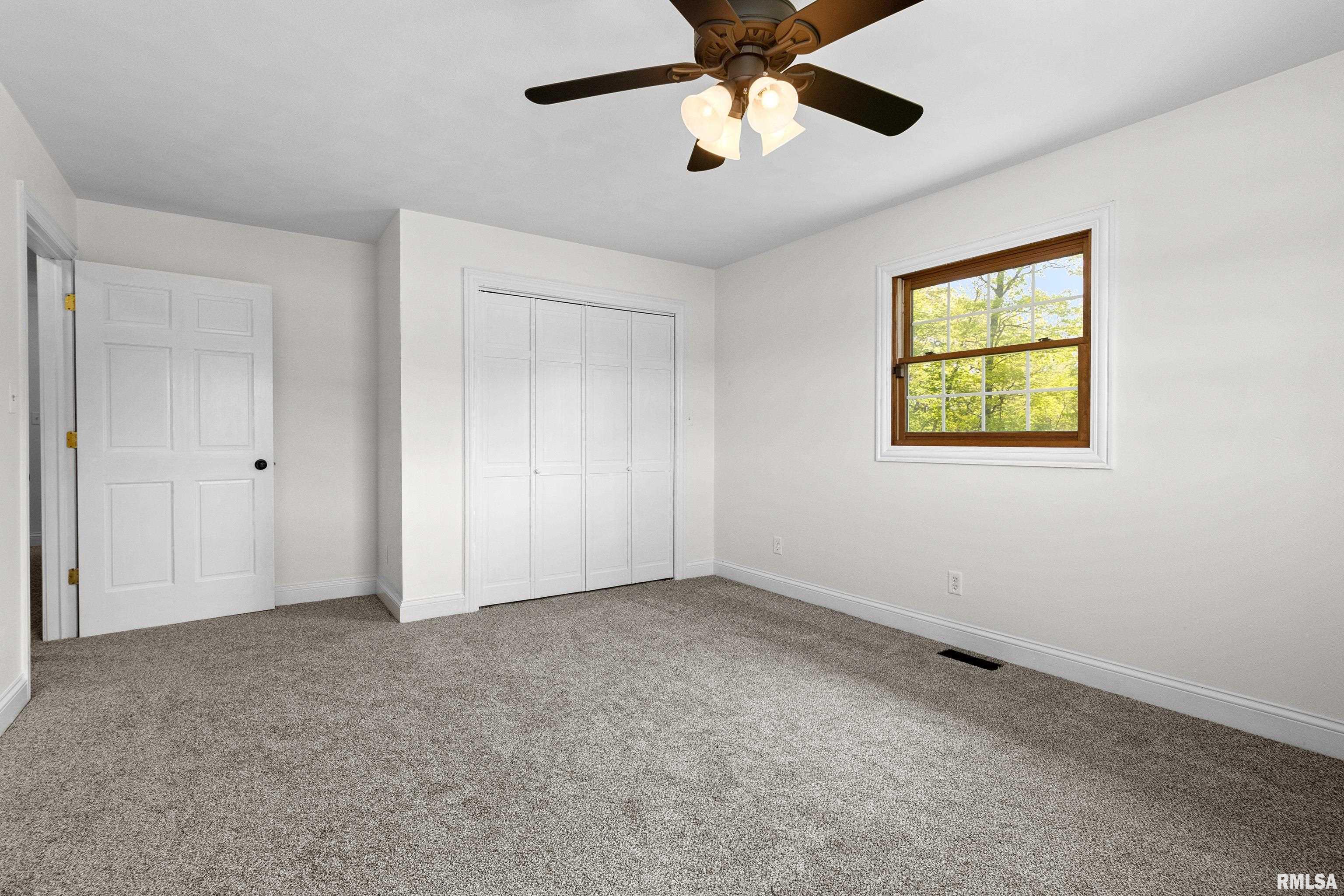 24085 Farmdale Road, Washington, Illinois image 37