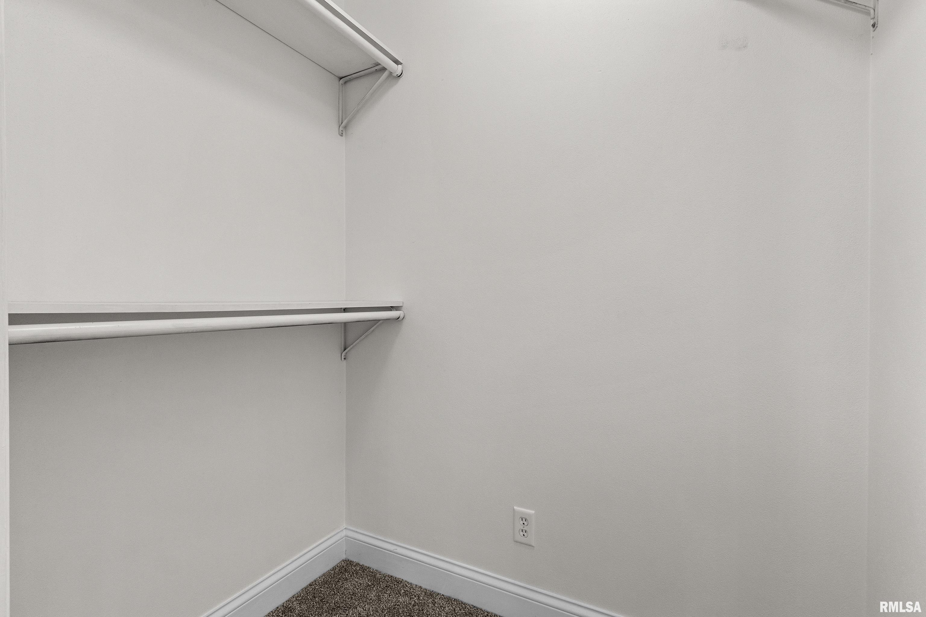 24085 Farmdale Road, Washington, Illinois image 48